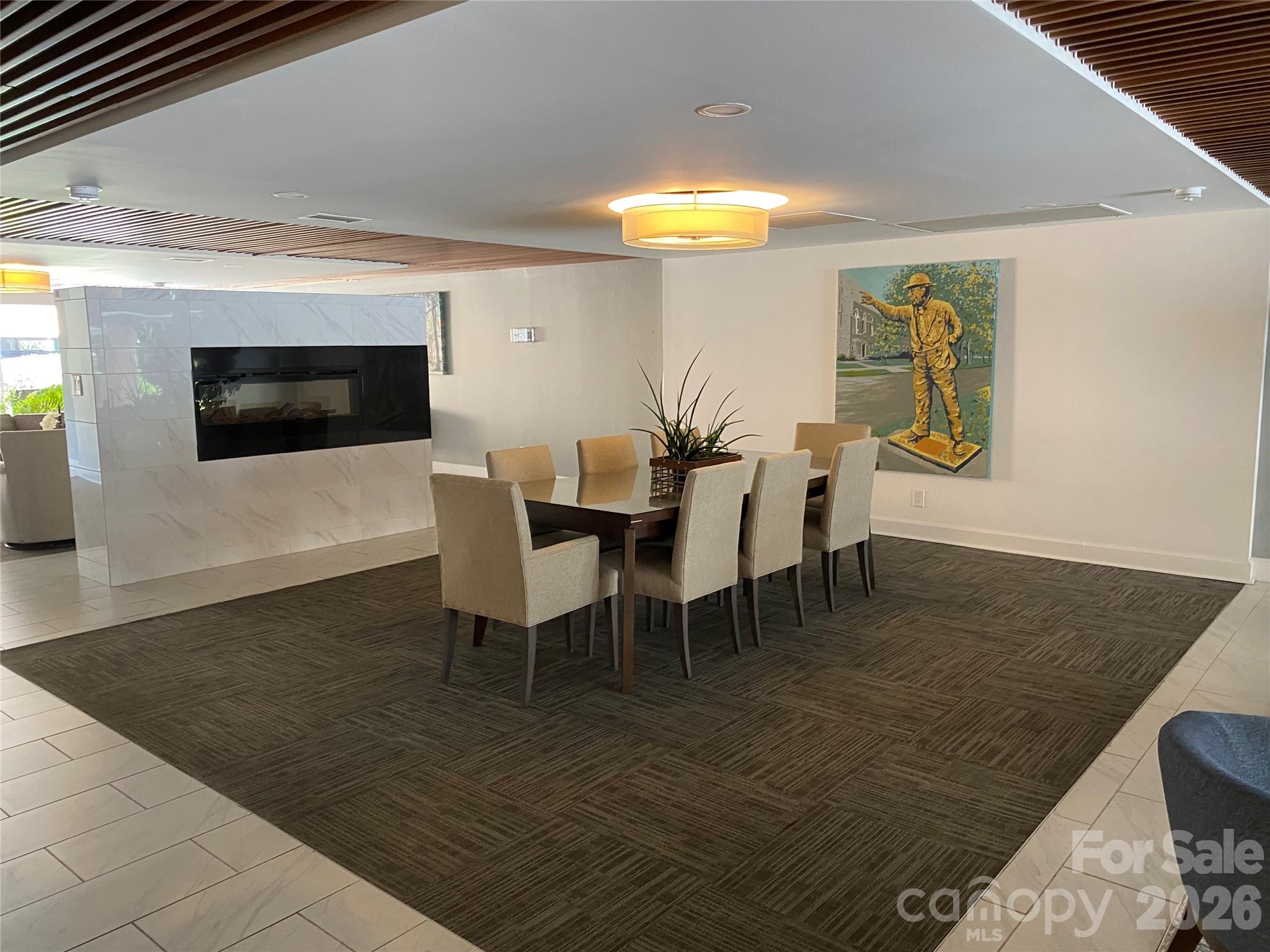1323 Queens Rd #208, Charlotte, NC 28207