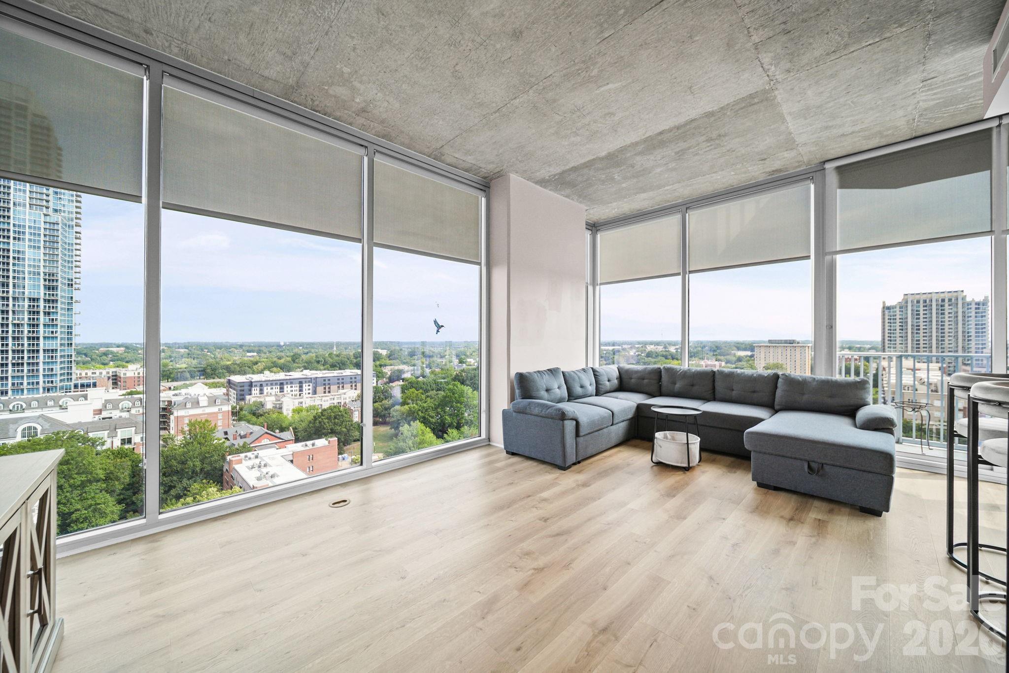 210 N Church St #1414, Charlotte, NC 28202
