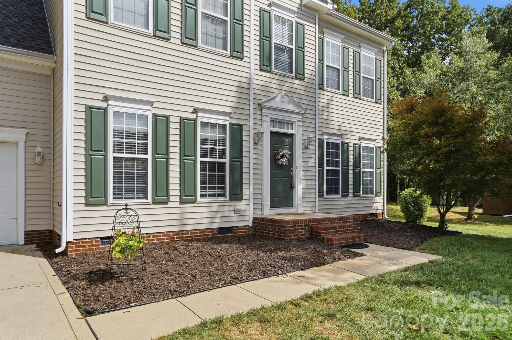 7202 Red Bush Ct, Indian Trail, NC 28079