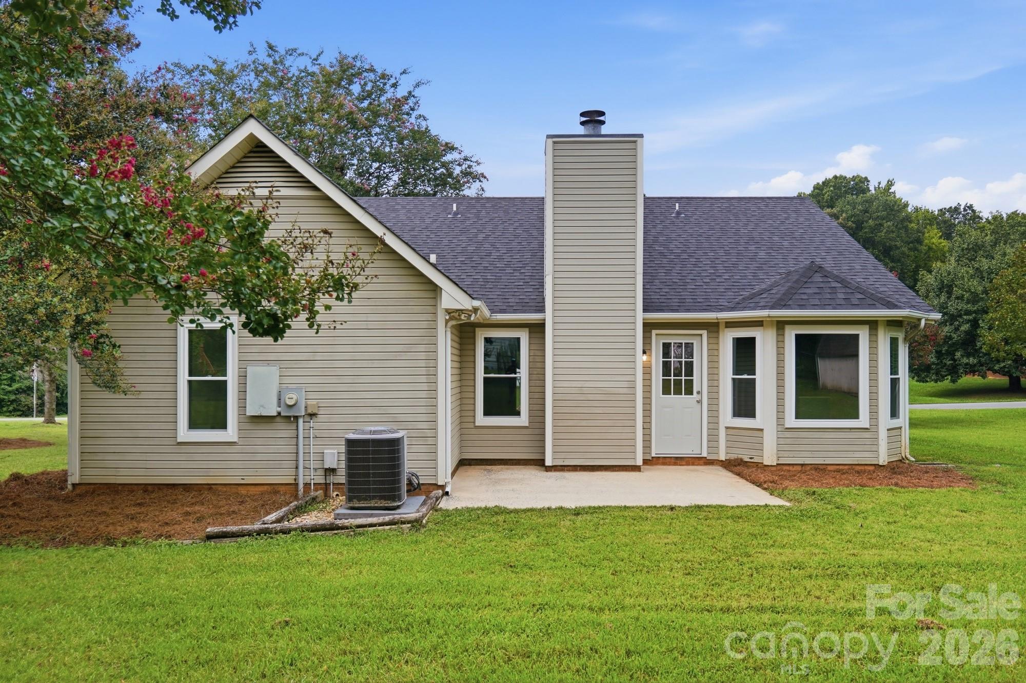 2730 Briar Trail Ct, Matthews, NC 28104