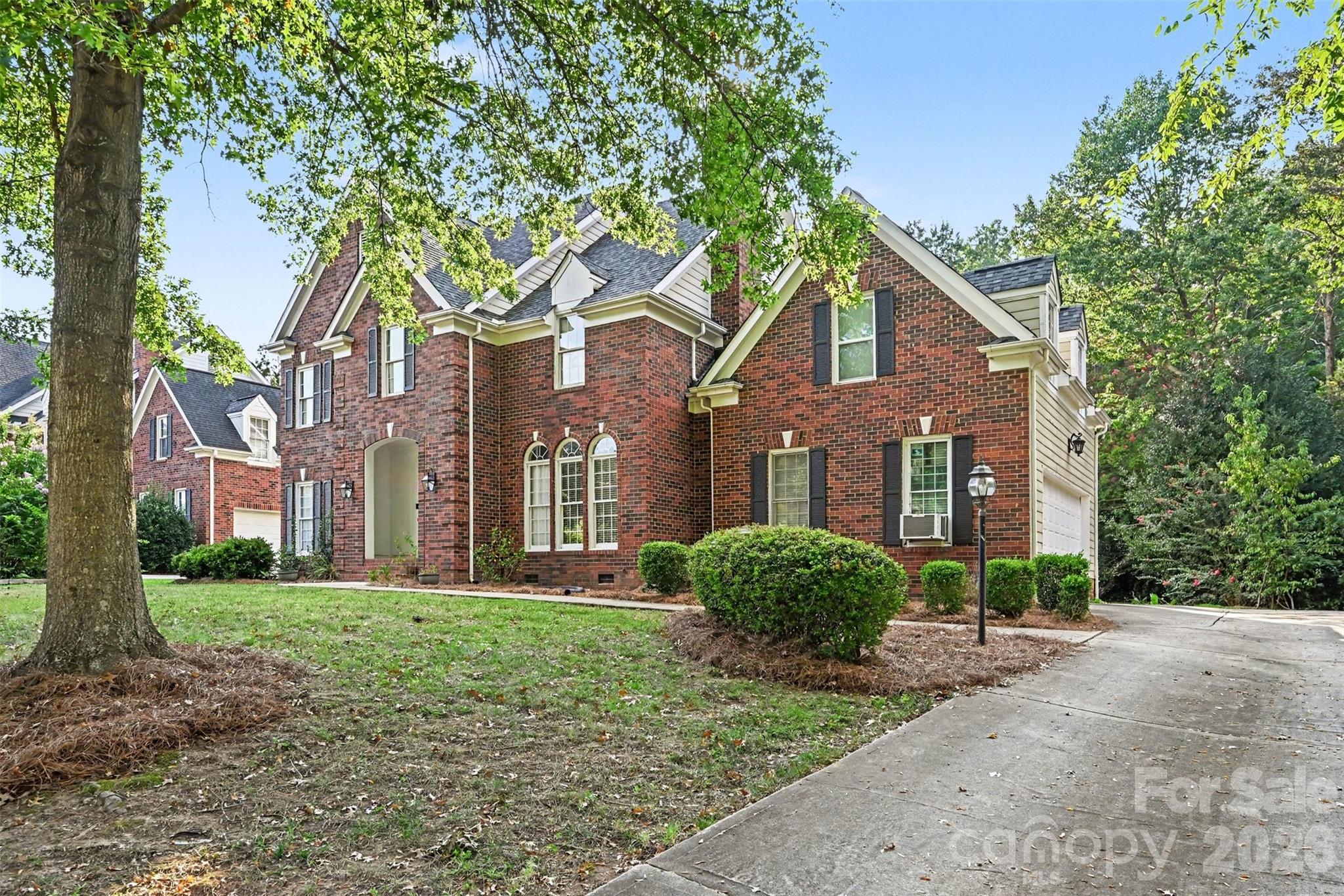 1538 Wickerby Ct, Matthews, NC 28105