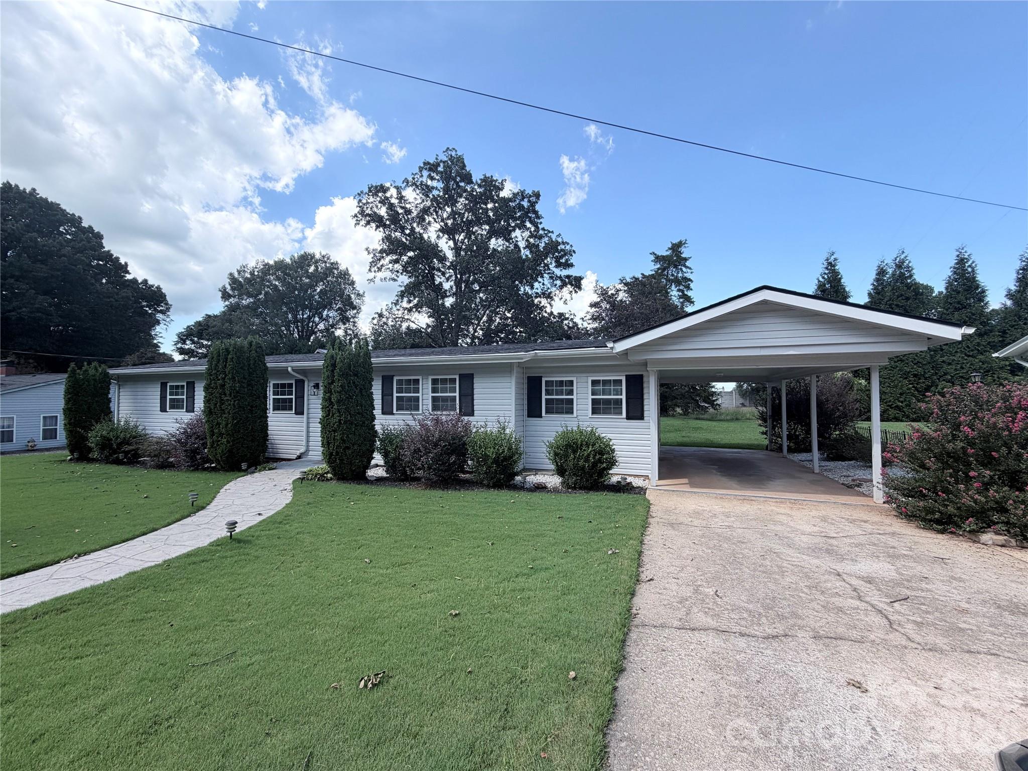 449 Virginia Ave, Statesville, NC 28677