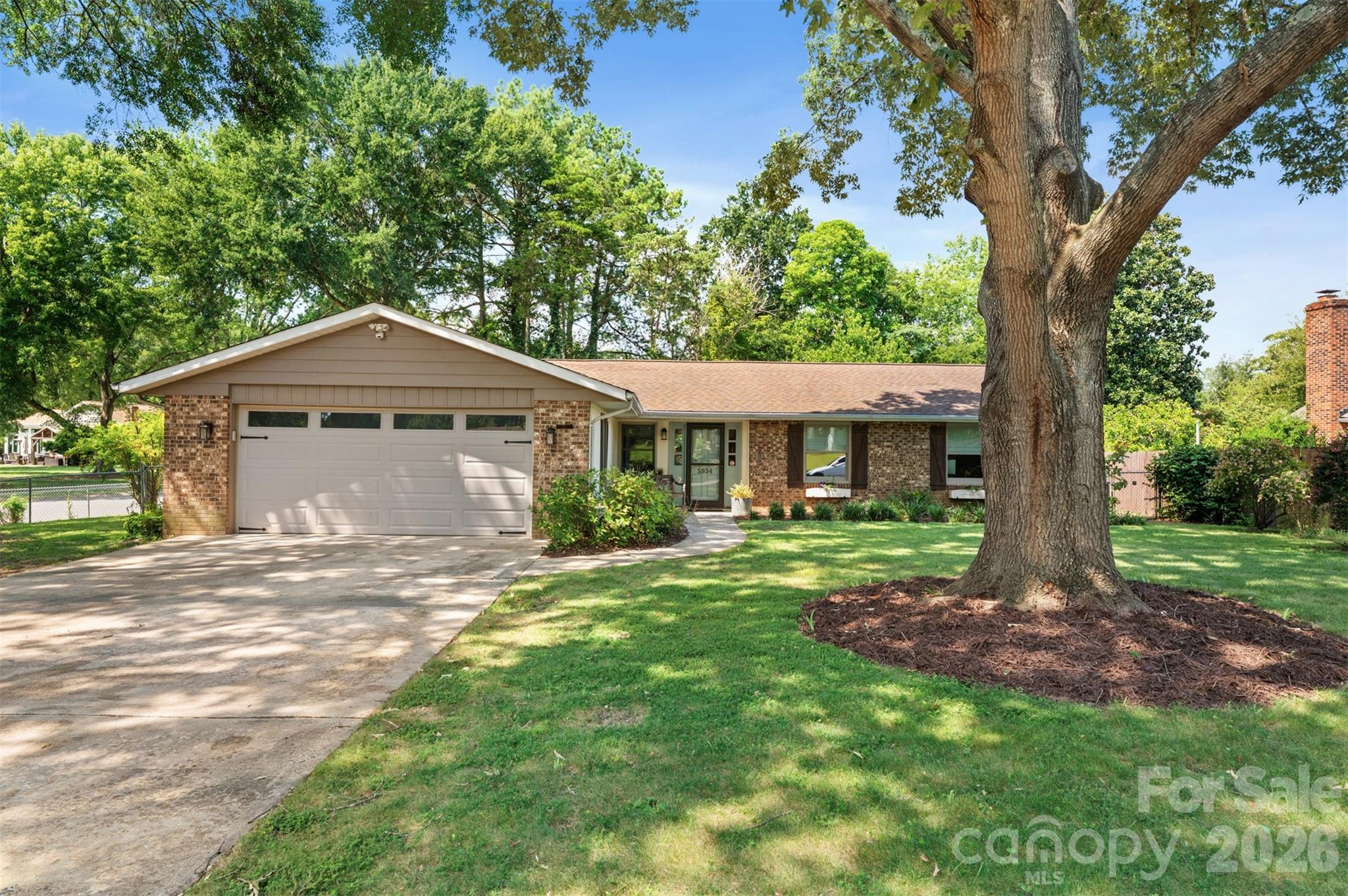 5934 Tillery Dr, Charlotte, NC 28226