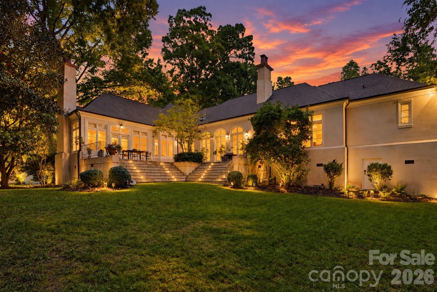 4935 Piper Glen Dr, Charlotte, NC 28277