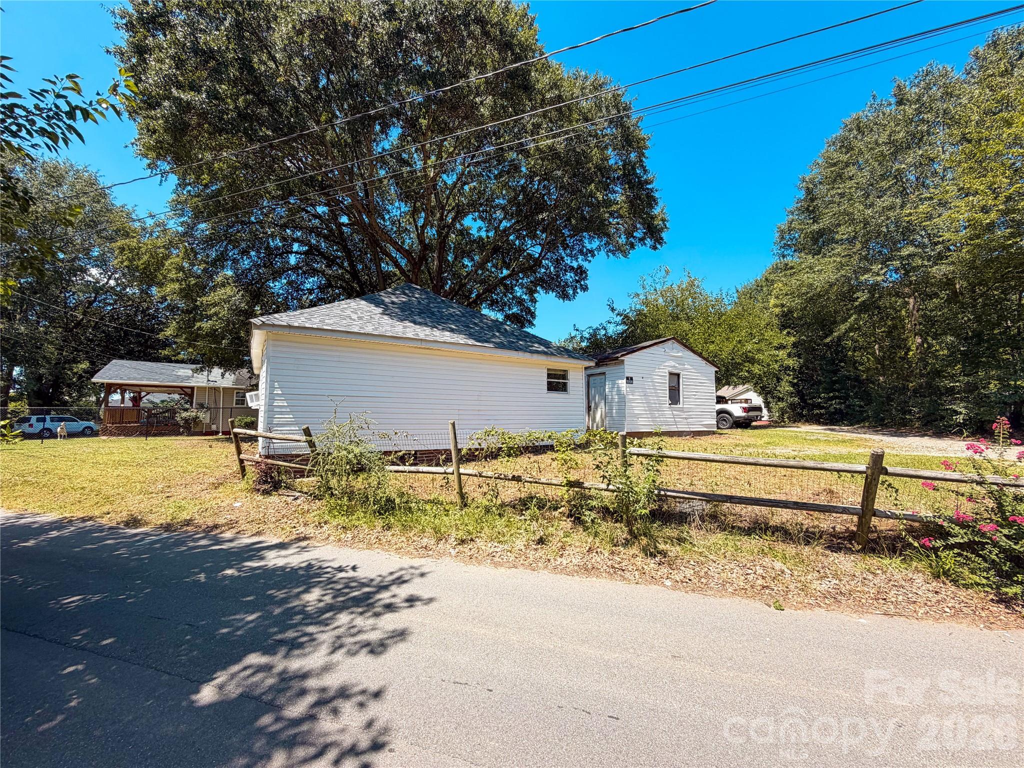 107 Drake St, Gastonia, NC 28052