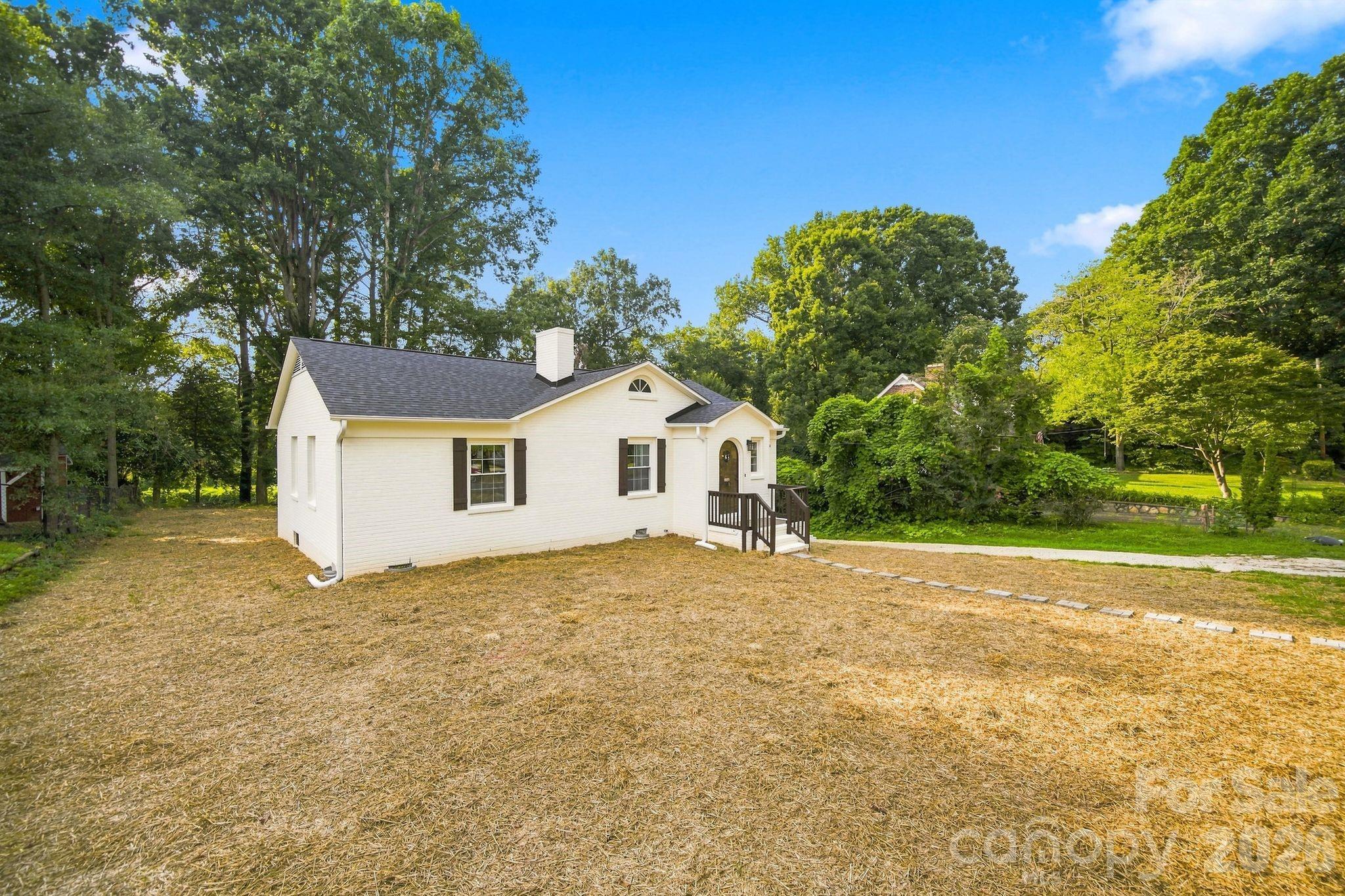 413 Elizabeth St, Gastonia, NC 28054