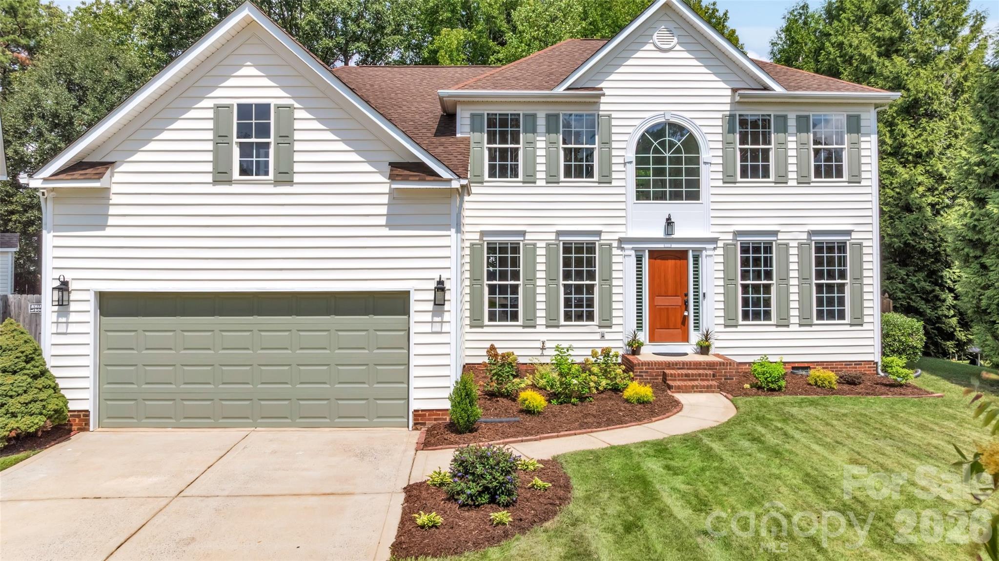 14611 Eastgrove Dr, Pineville, NC 28134