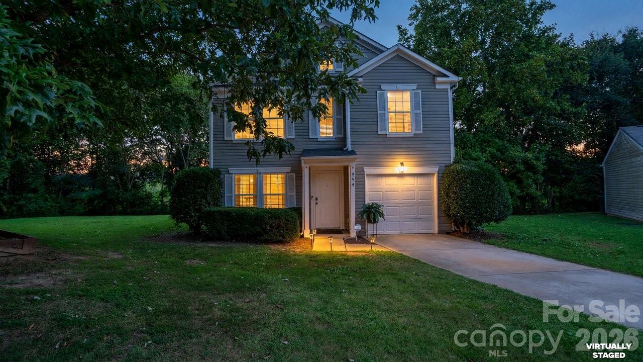 935 Torsion Ln, Clover, SC 29710