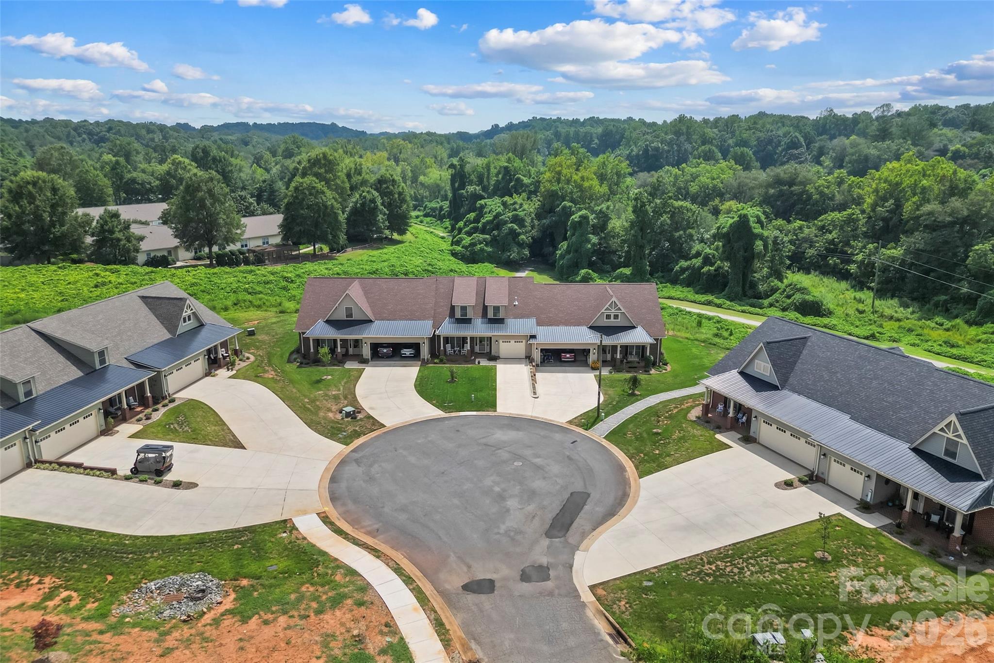 962 Trial Pl, Newton, NC 28658