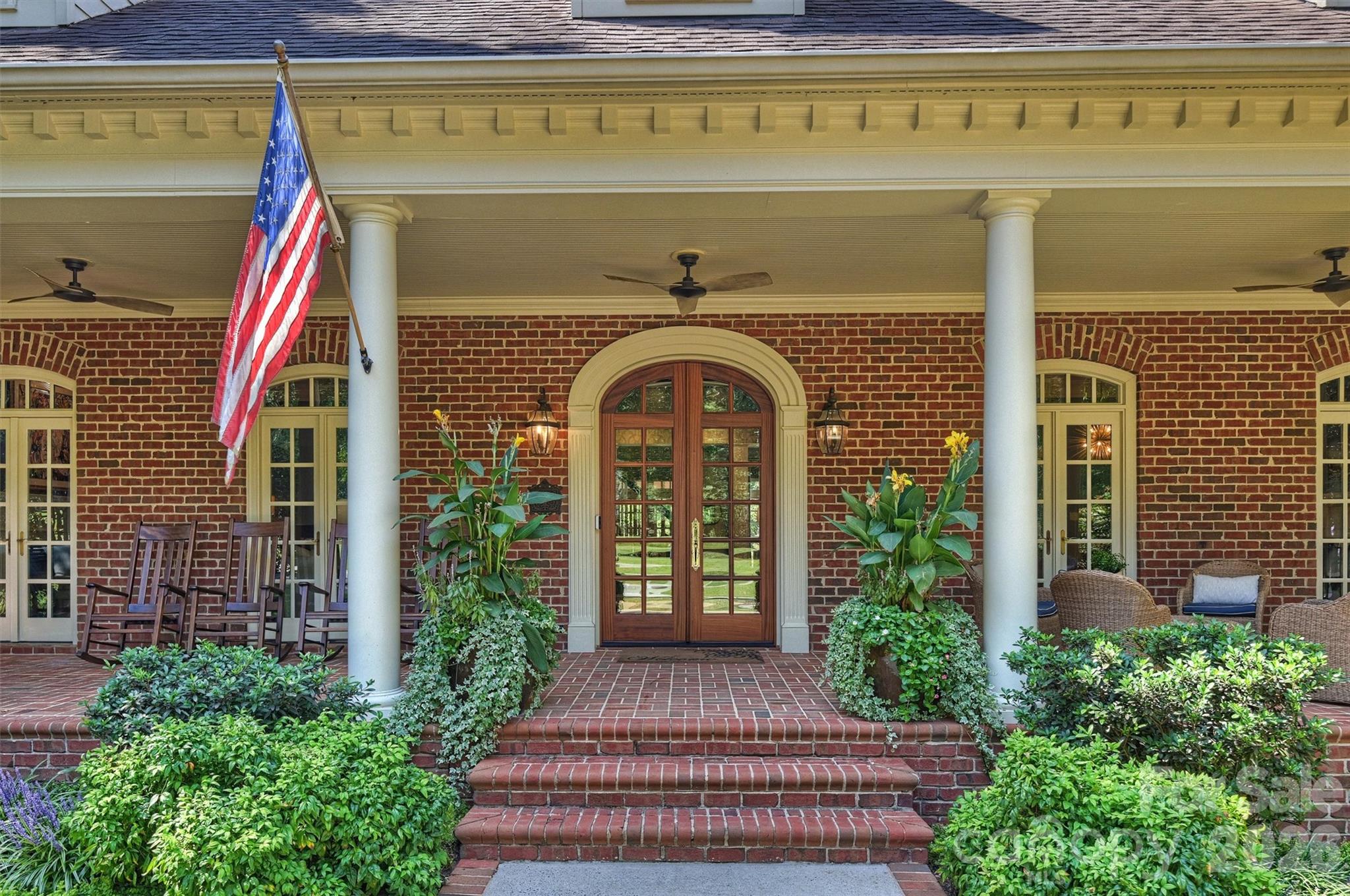 2115 Foxcroft Woods Ln, Charlotte, NC 28211