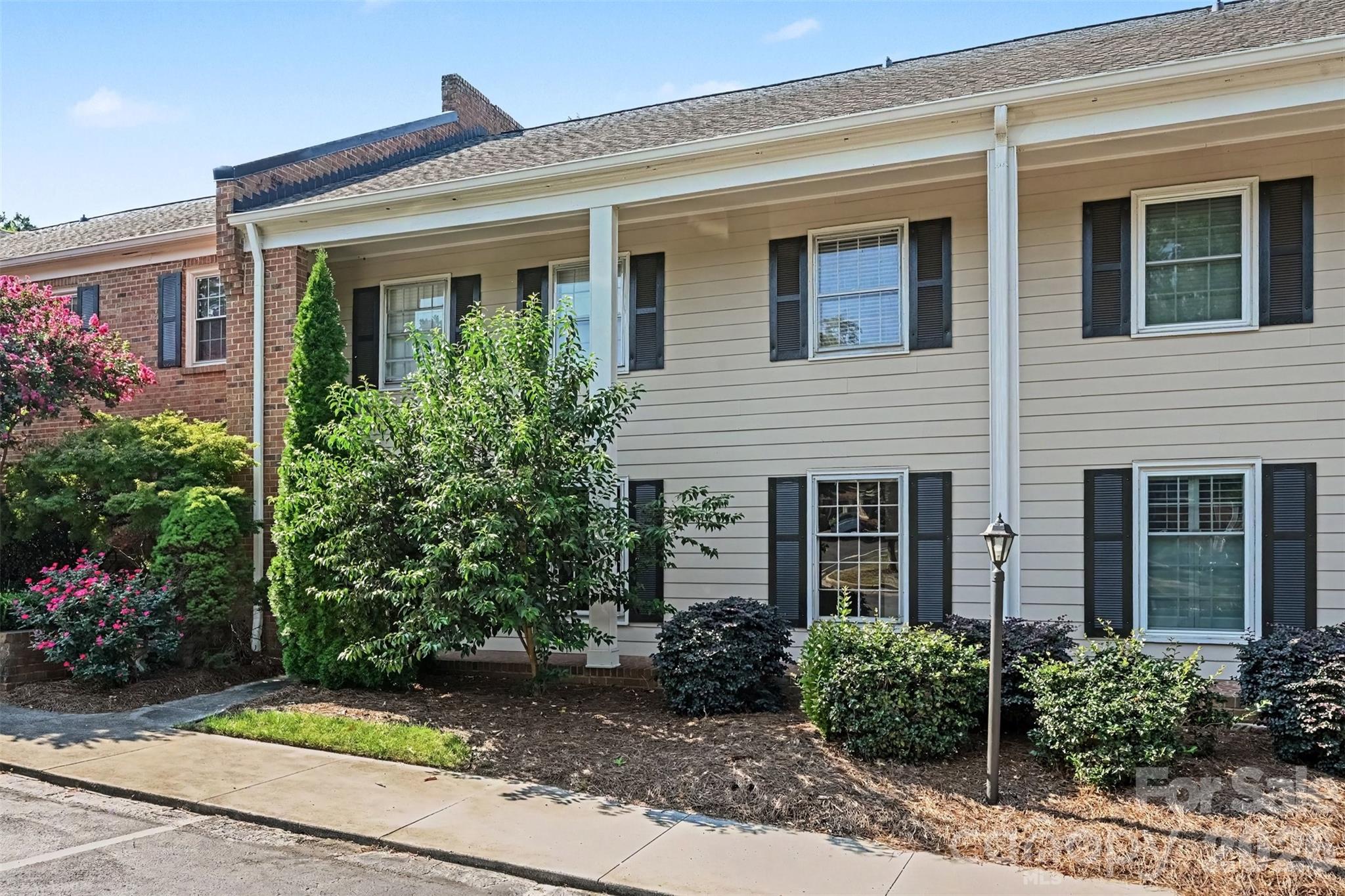 6727 Constitution Ln, Charlotte, NC 28210