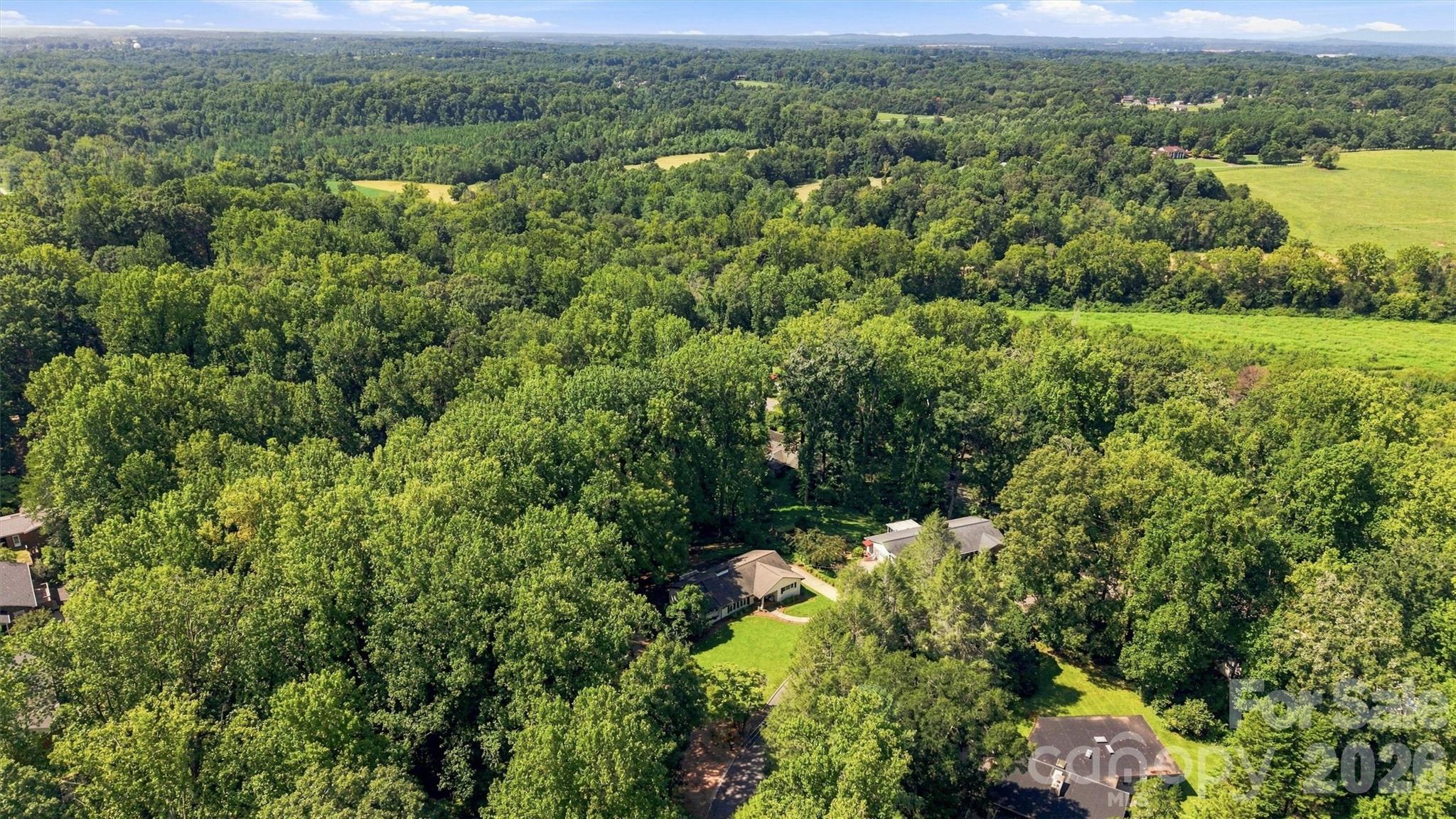 215 Pinehurst Ln, Newton, NC 28658