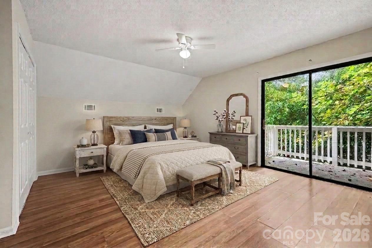 4066 Triton Dr, Tega Cay, SC 29708