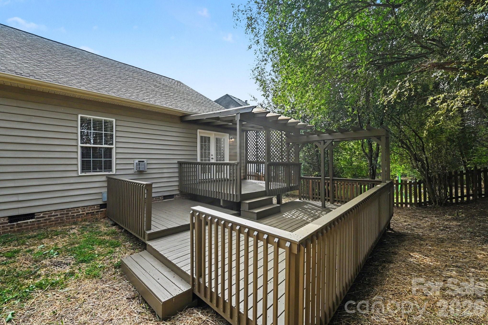 400 Amersham Ln, Waxhaw, NC 28173