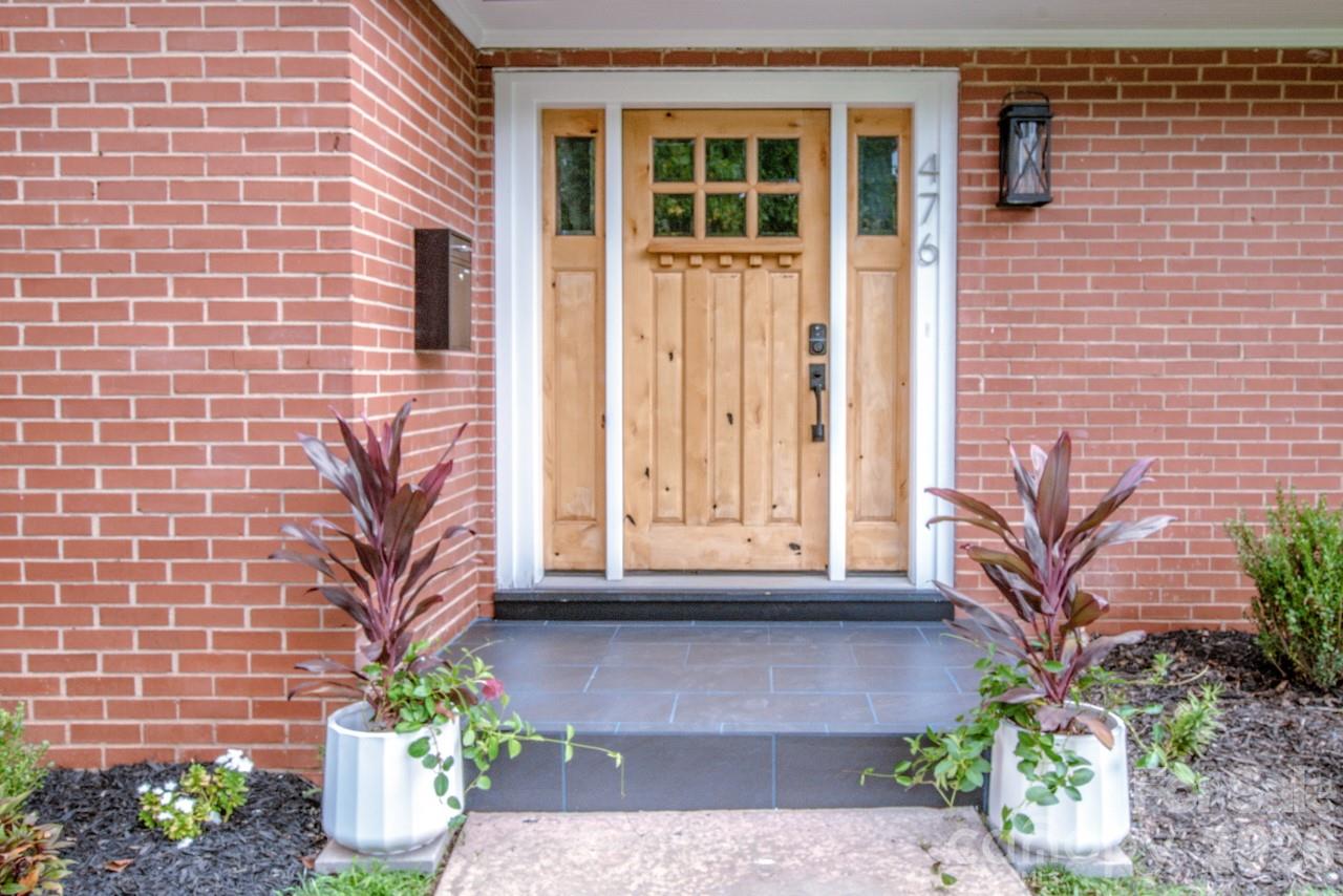 476 Summit Ave, Statesville, NC 28677