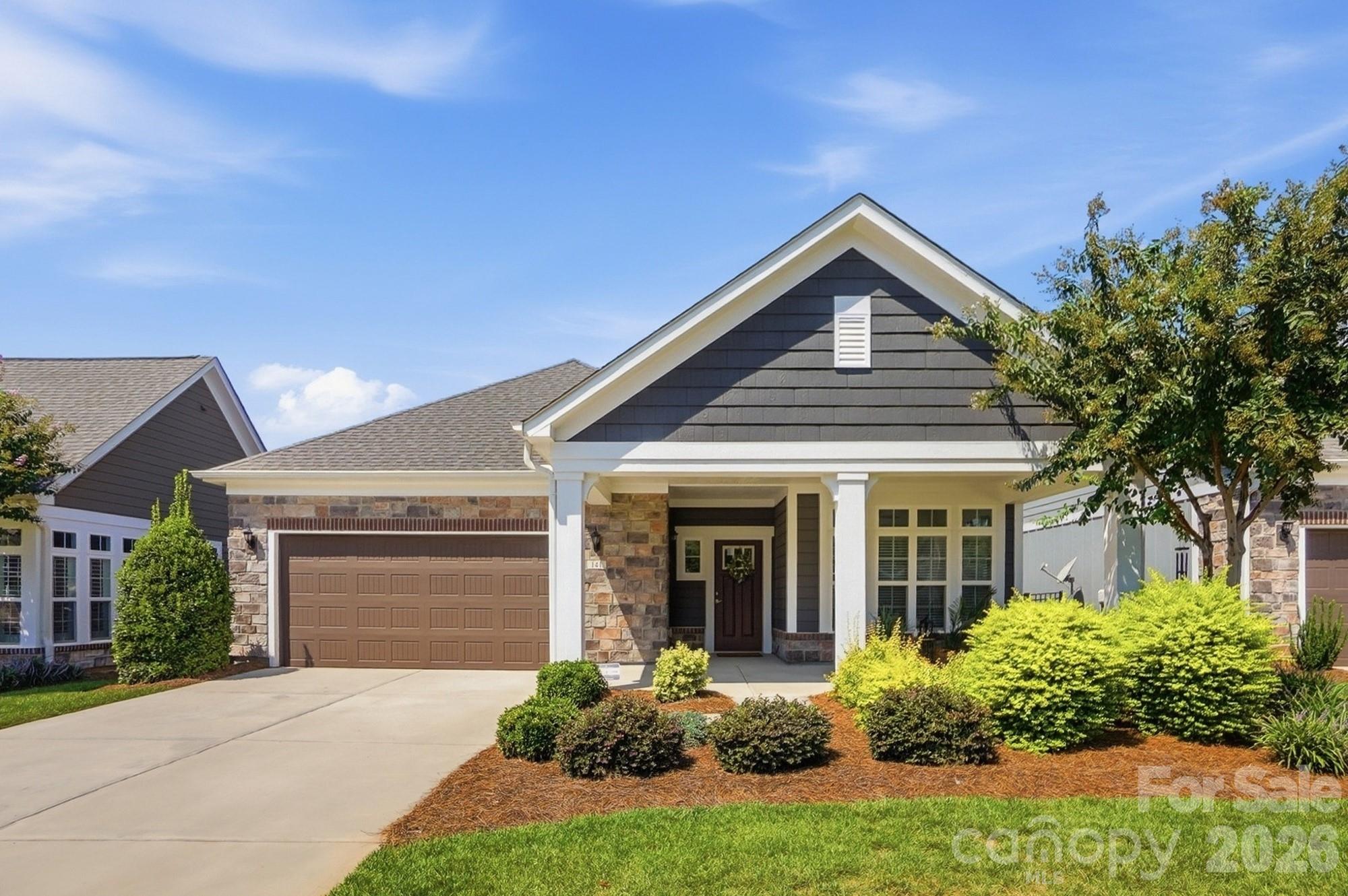 141 Valleymist Ln, Mooresville, NC 28117