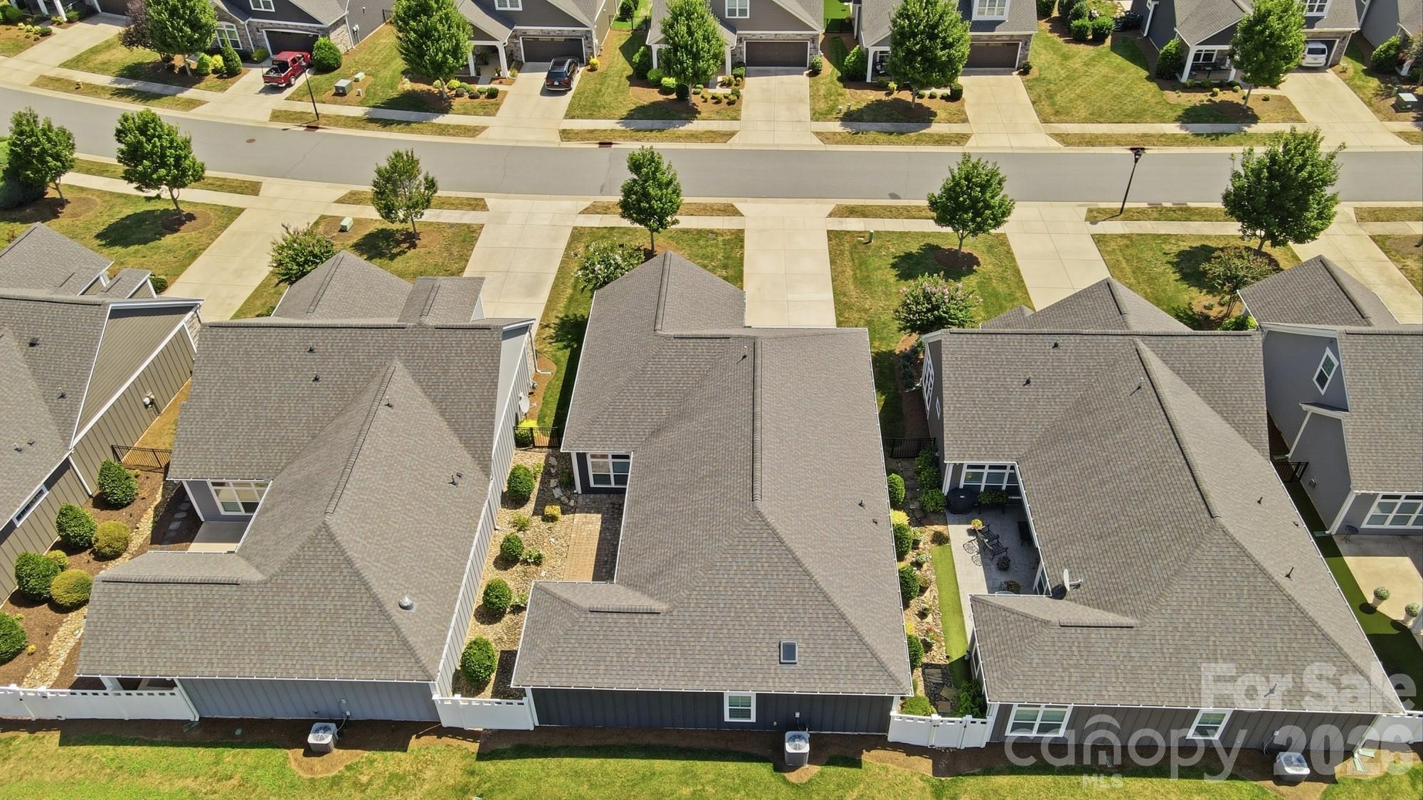 141 Valleymist Ln, Mooresville, NC 28117