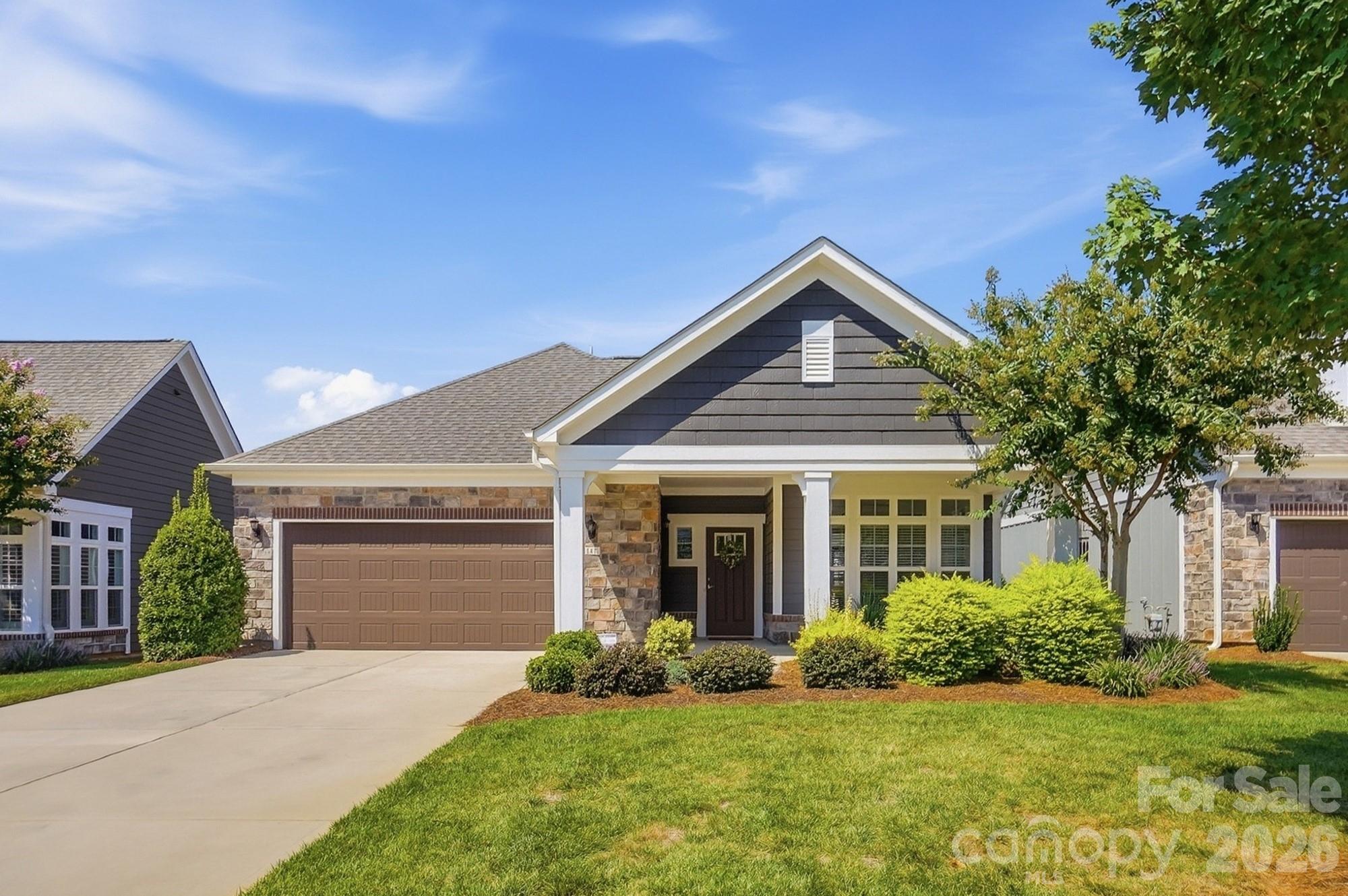 141 Valleymist Ln, Mooresville, NC 28117