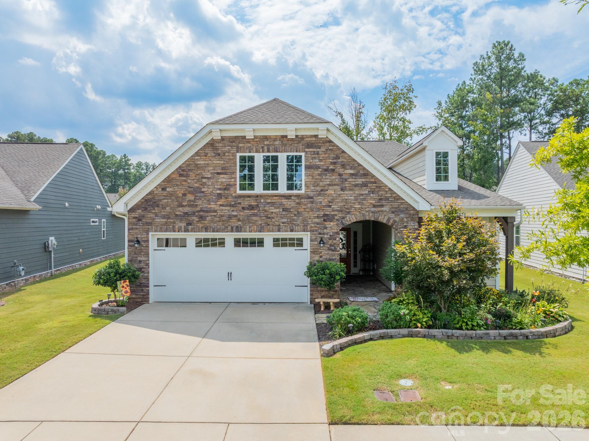 128 Picasso Trl, Mount Holly, NC 28120