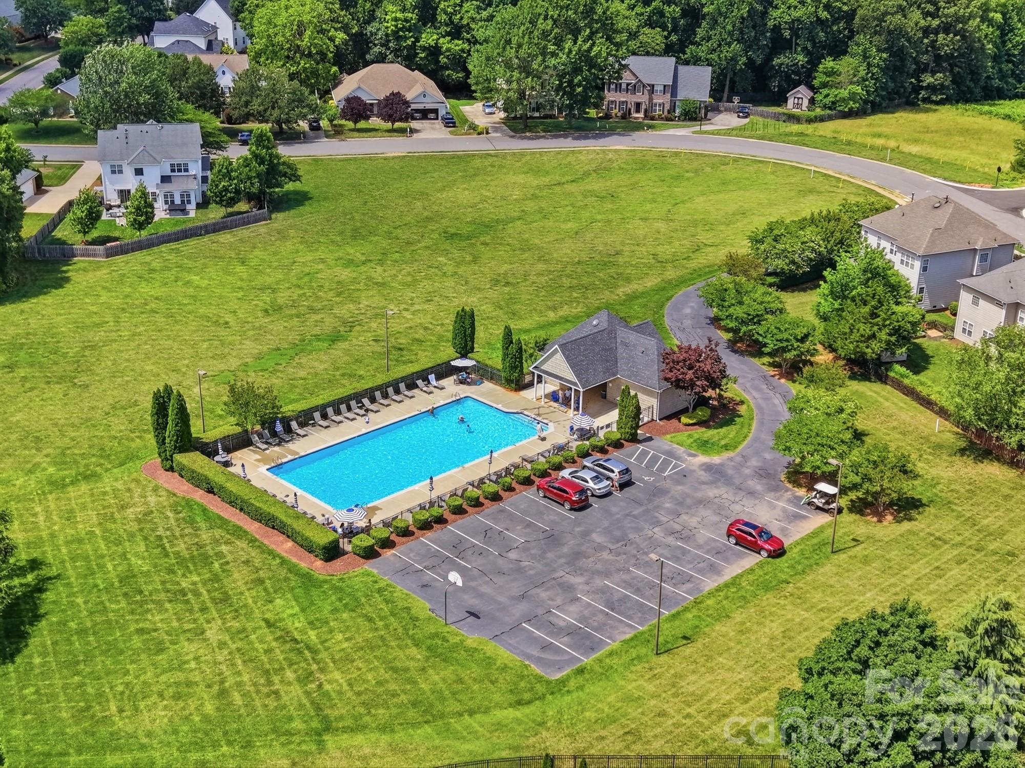 134 Lamplighter Ln, Mooresville, NC 28115