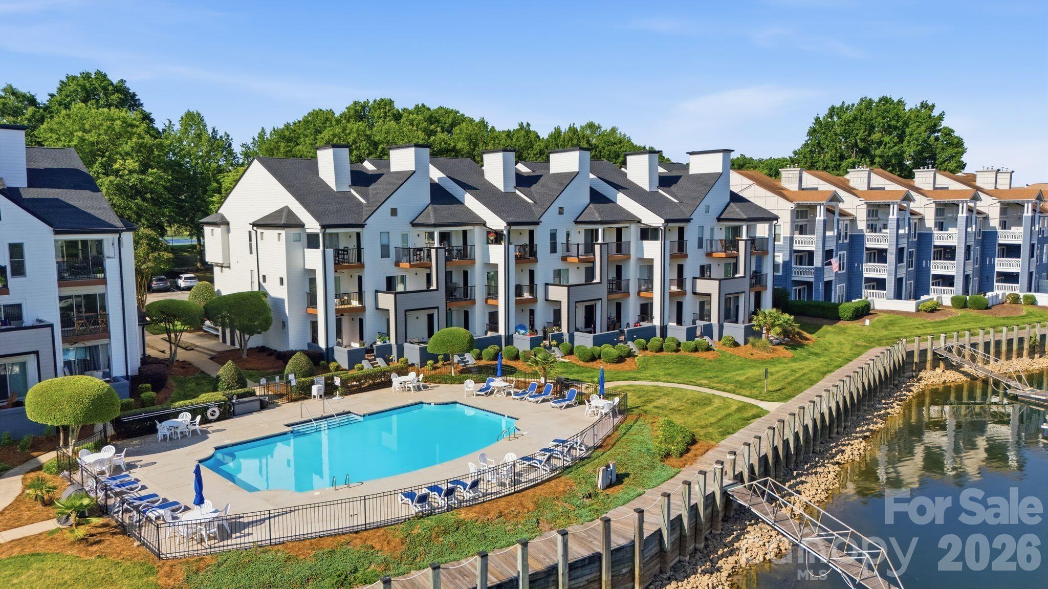 18705 Vineyard Point Ln #48, Cornelius, NC 28031