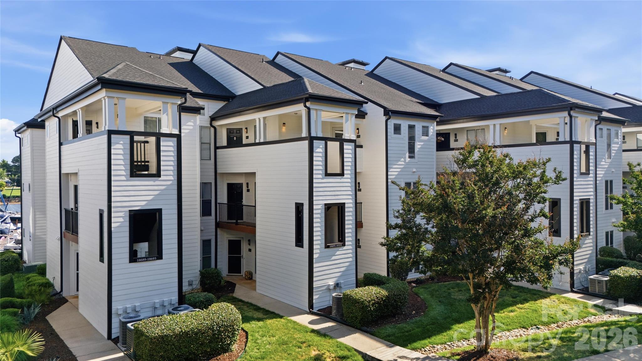 18705 Vineyard Point Ln #48, Cornelius, NC 28031