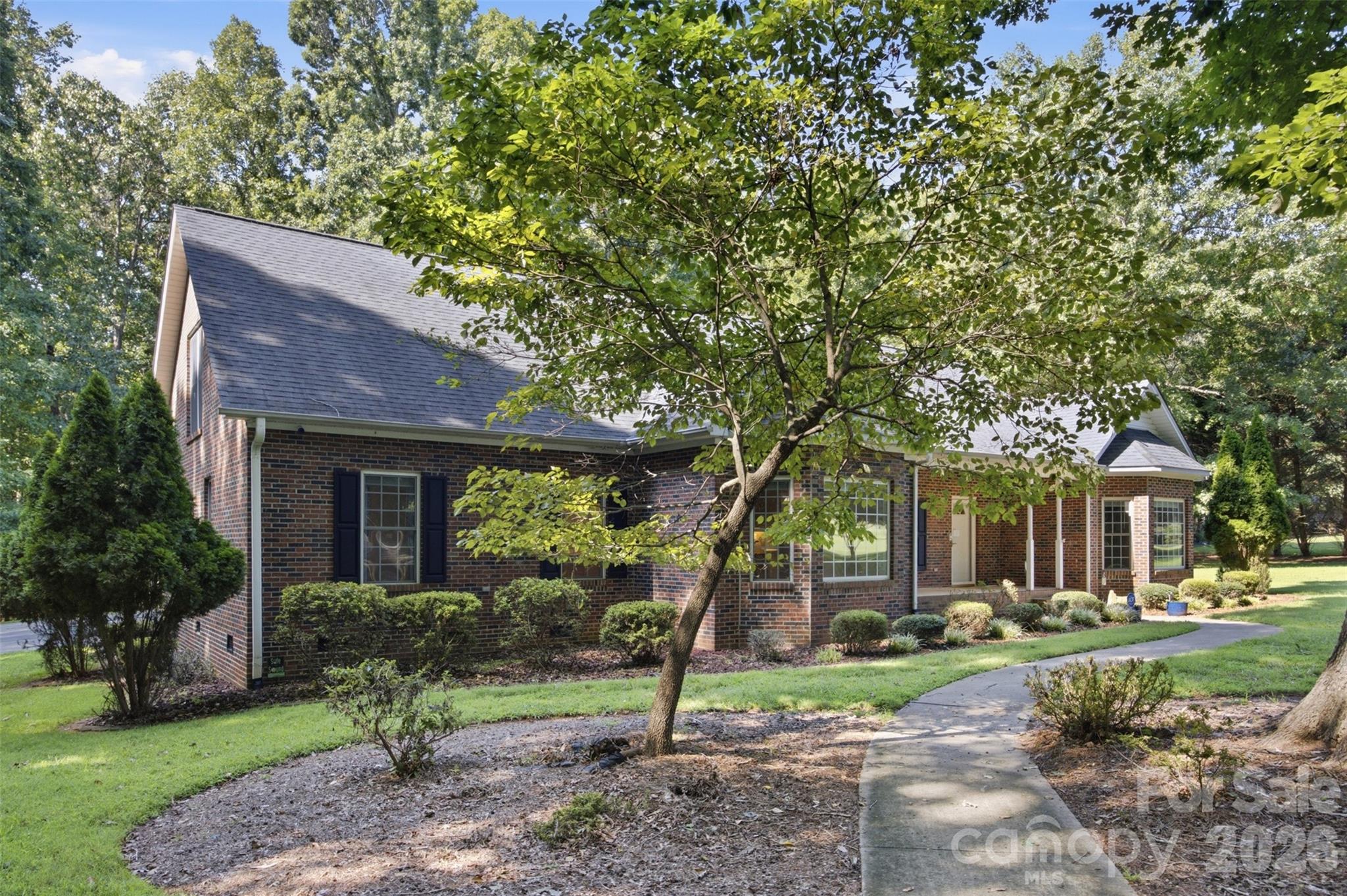 216 Minnie Queen Ln, Belmont, NC 28012