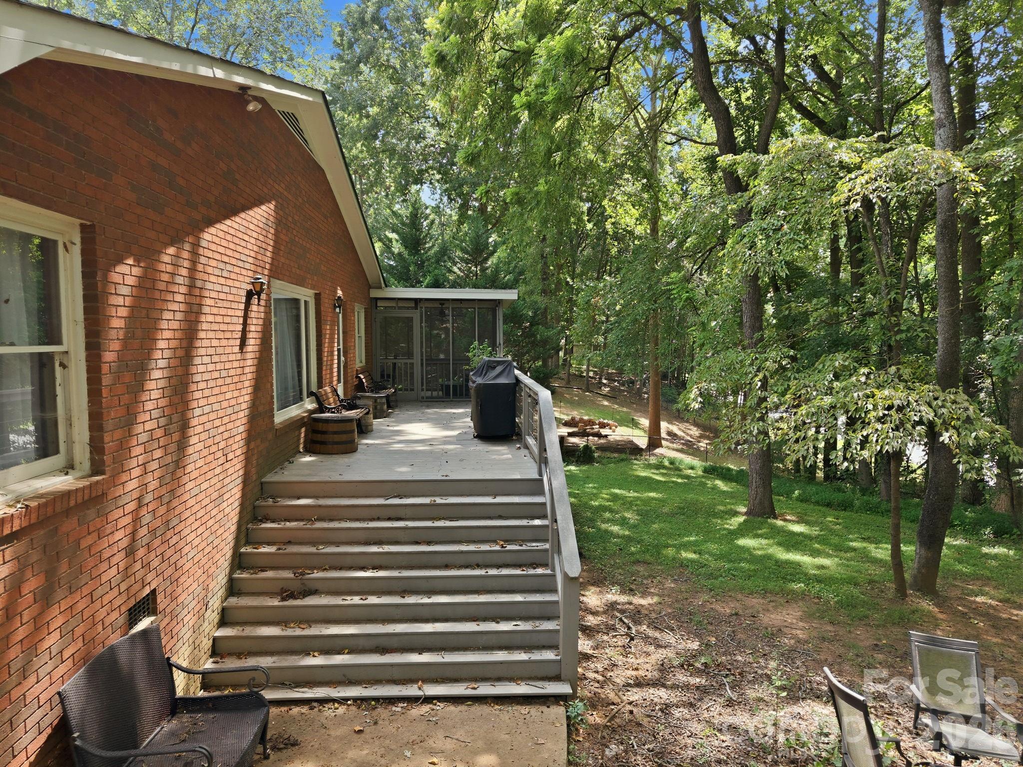 305 Heritage Cir, Statesville, NC 28625