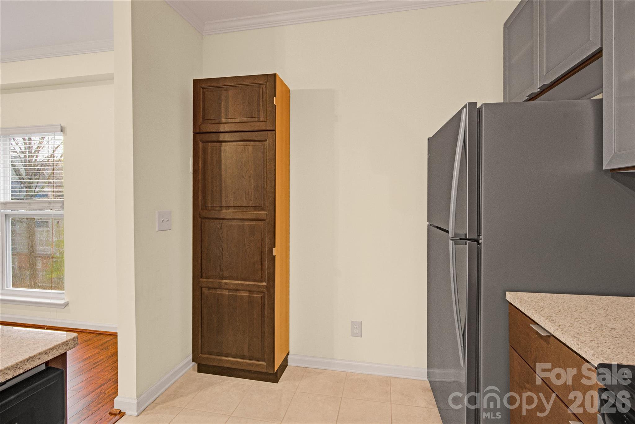 525 N Graham St #3F, Charlotte, NC 28202