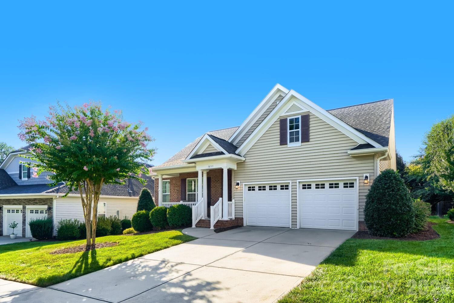 18311 Glenealy Dr, Cornelius, NC 28031