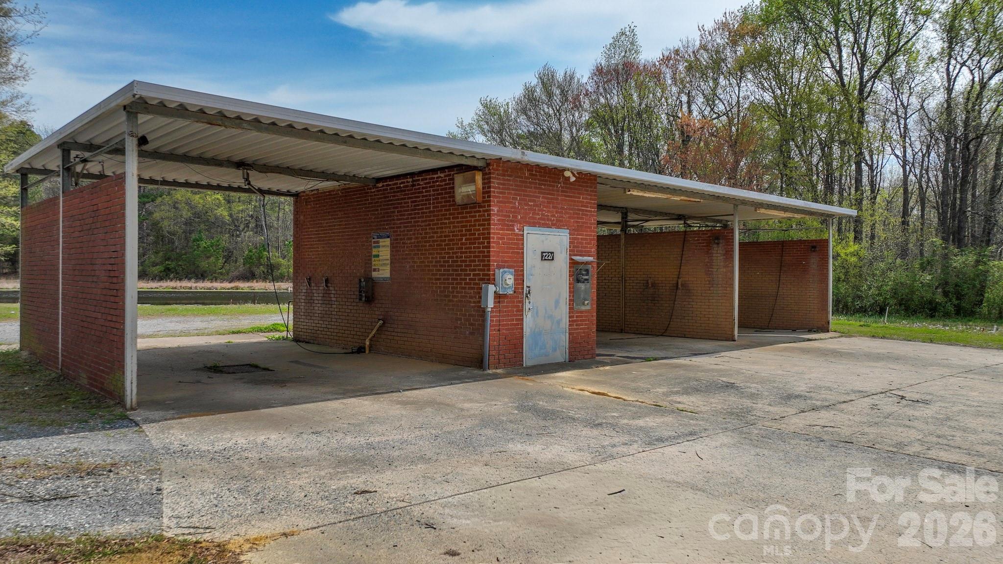 7301 Wolf Pond Rd, Monroe, NC 28112