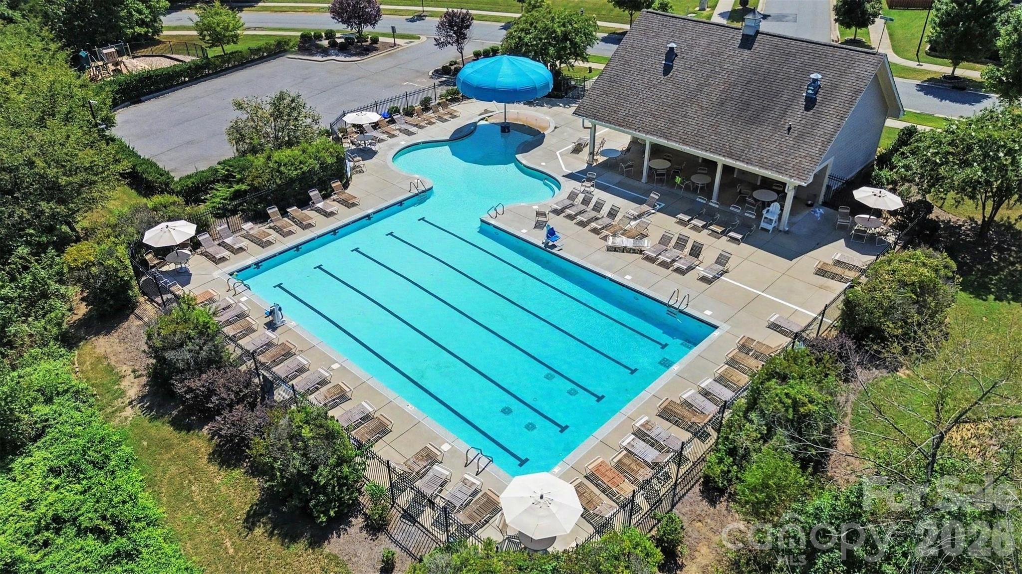 8719 Hallowford Dr, Huntersville, NC 28078