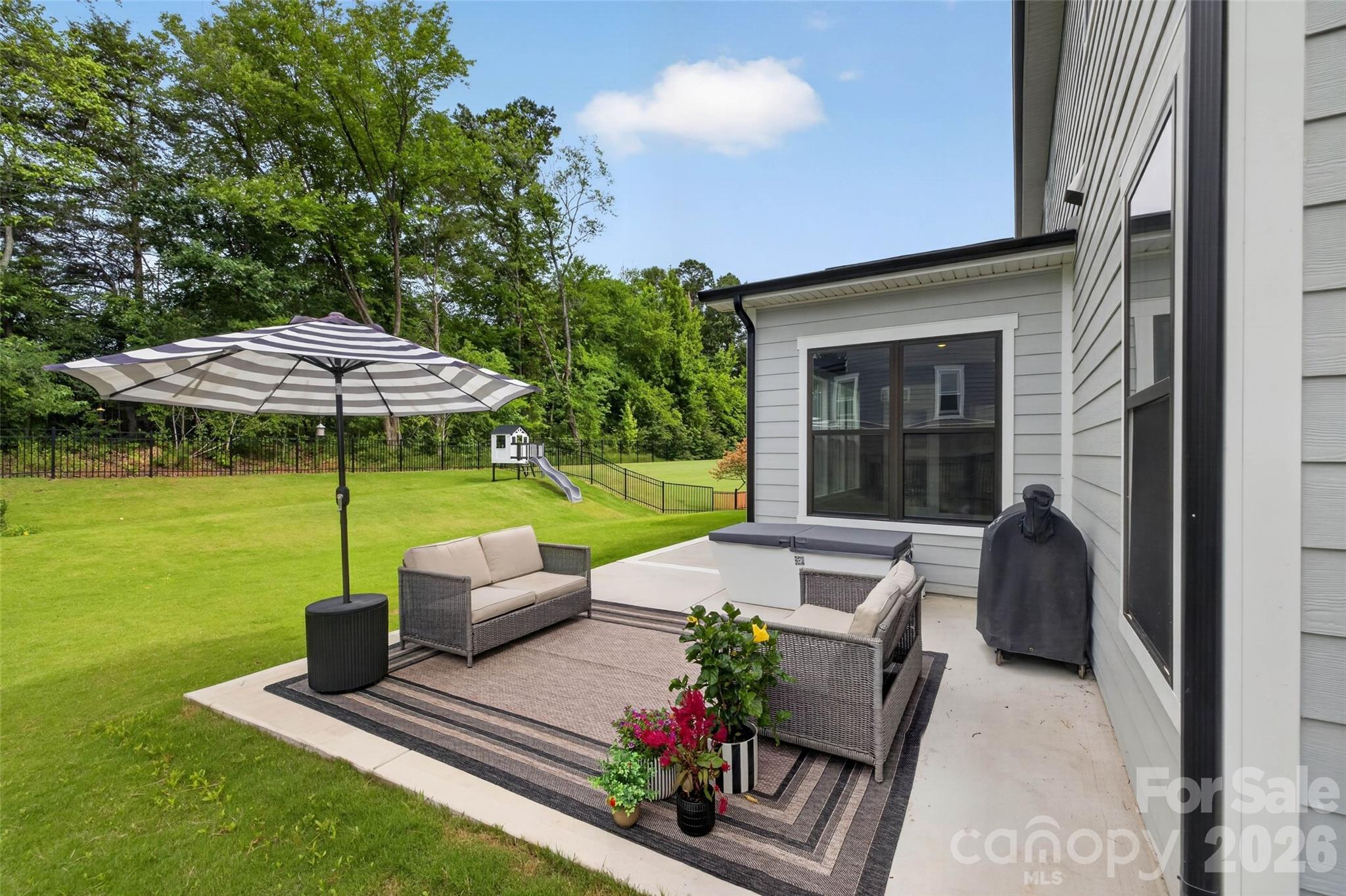 14109 White Gardens Ln, Huntersville, NC 28078