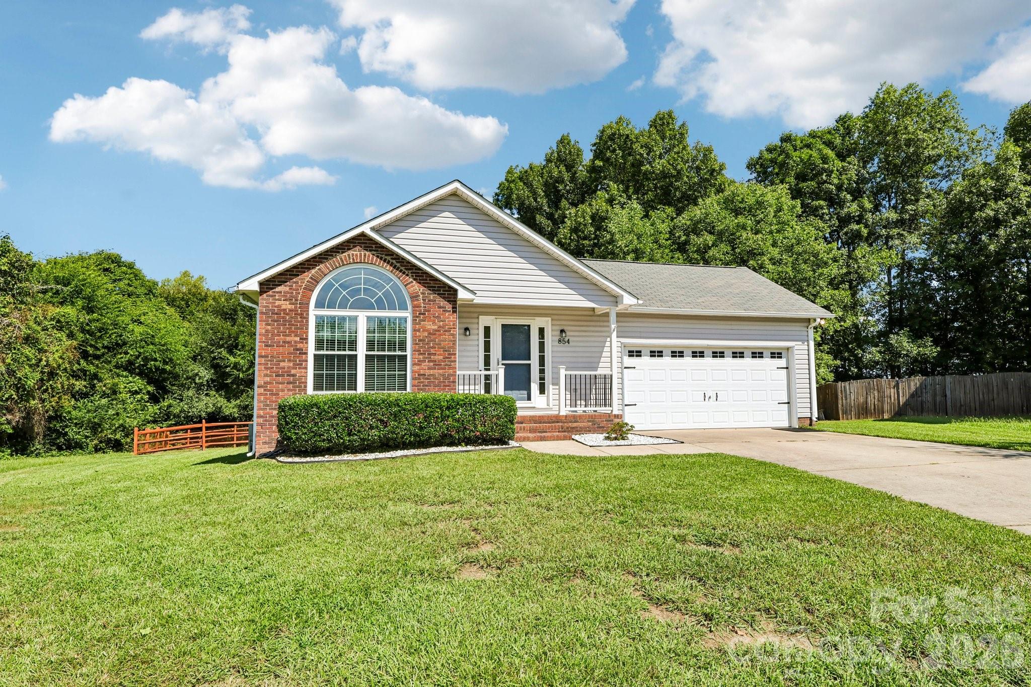 854 Highlander Ct, Concord, NC 28025