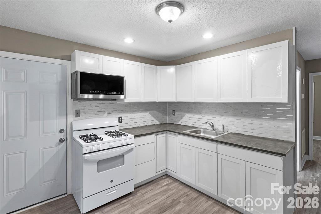 2516 Remington St, Charlotte, NC 28216