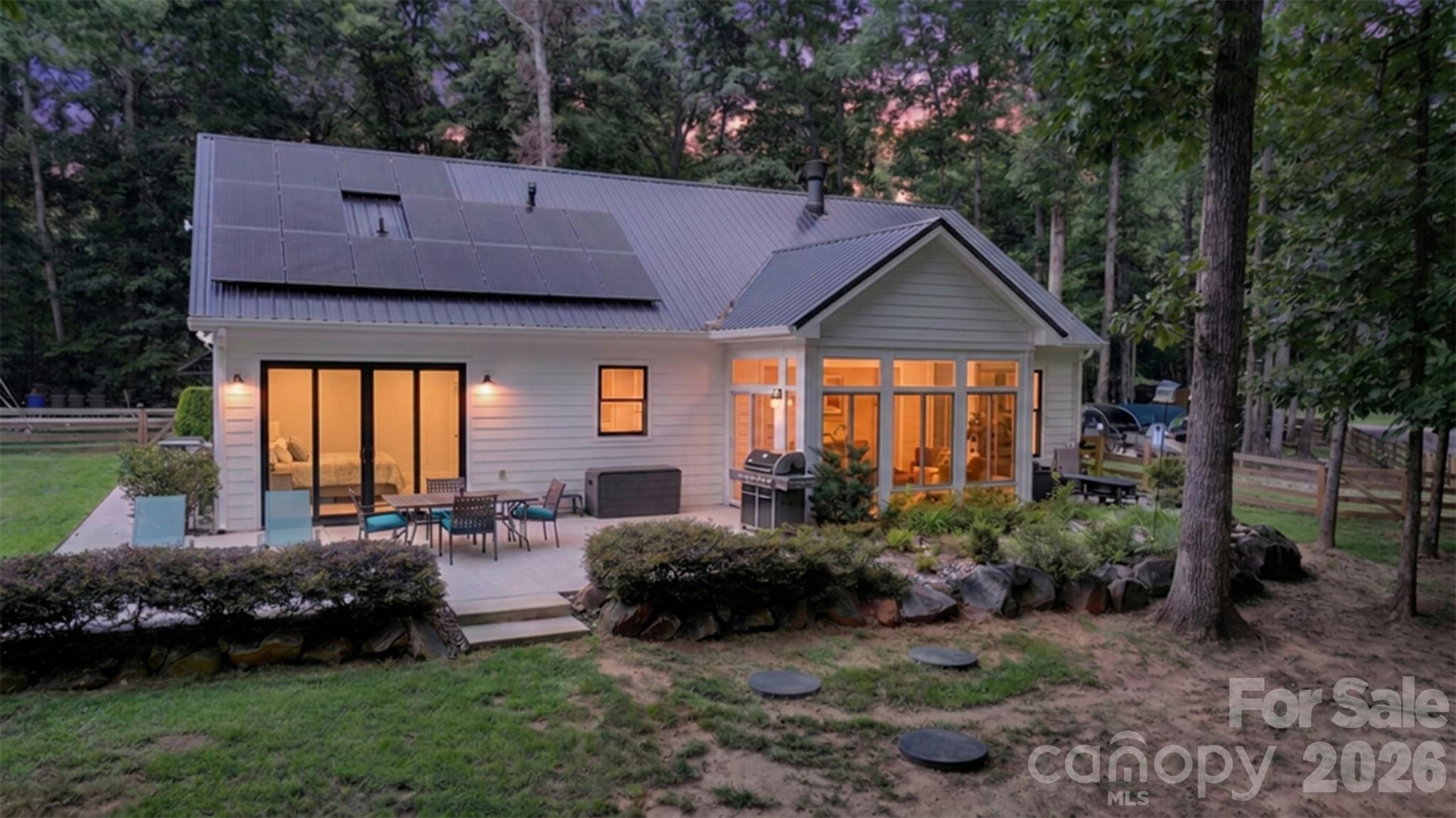 7342 Milan Dr, Huntersville, NC 28078