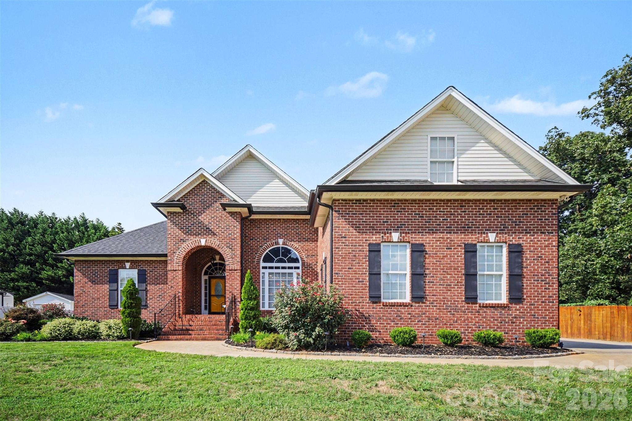 2013 Buckthorn Ct, Gastonia, NC 28056