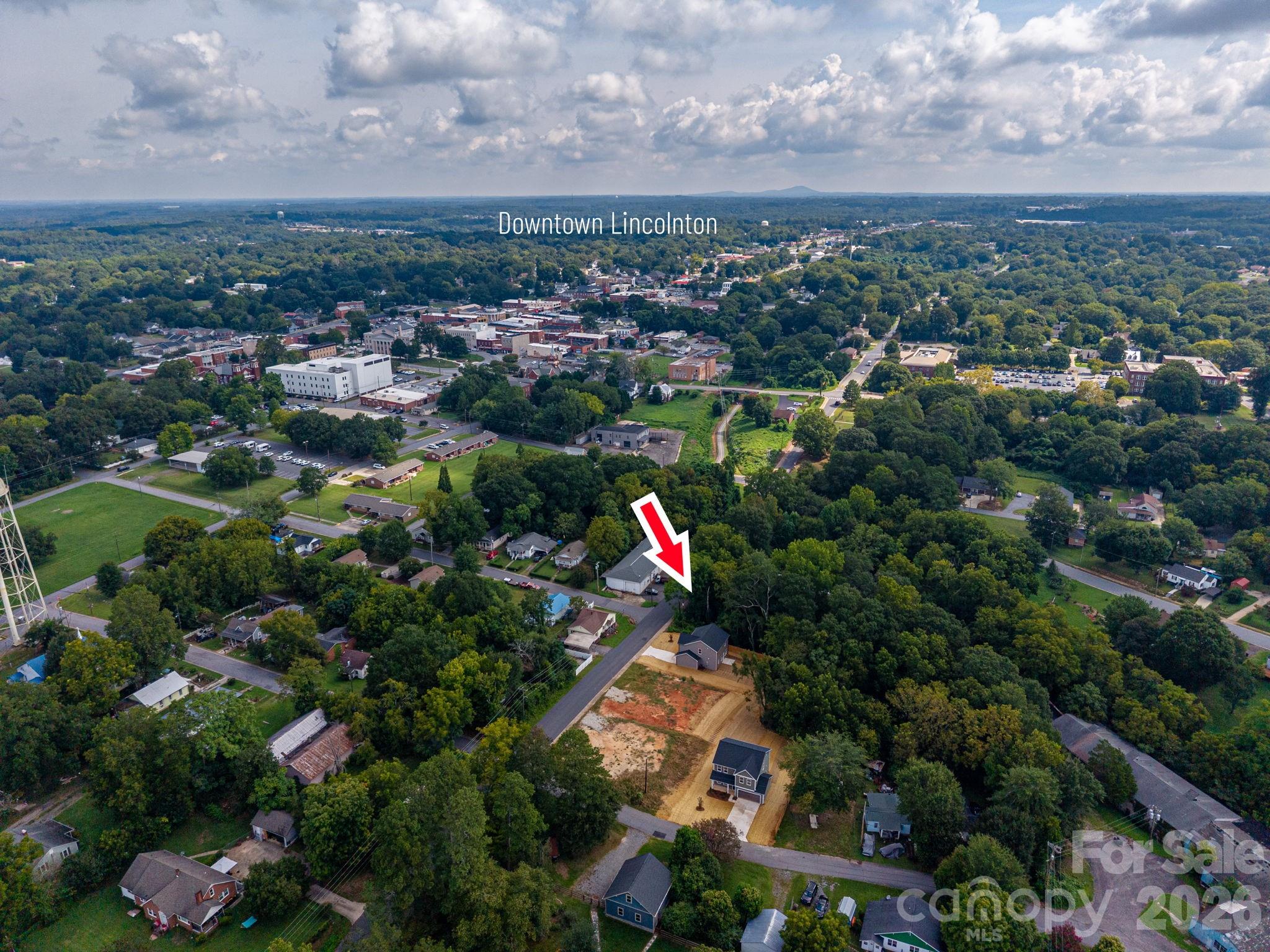 301 Congress St W, Lincolnton, NC 28092