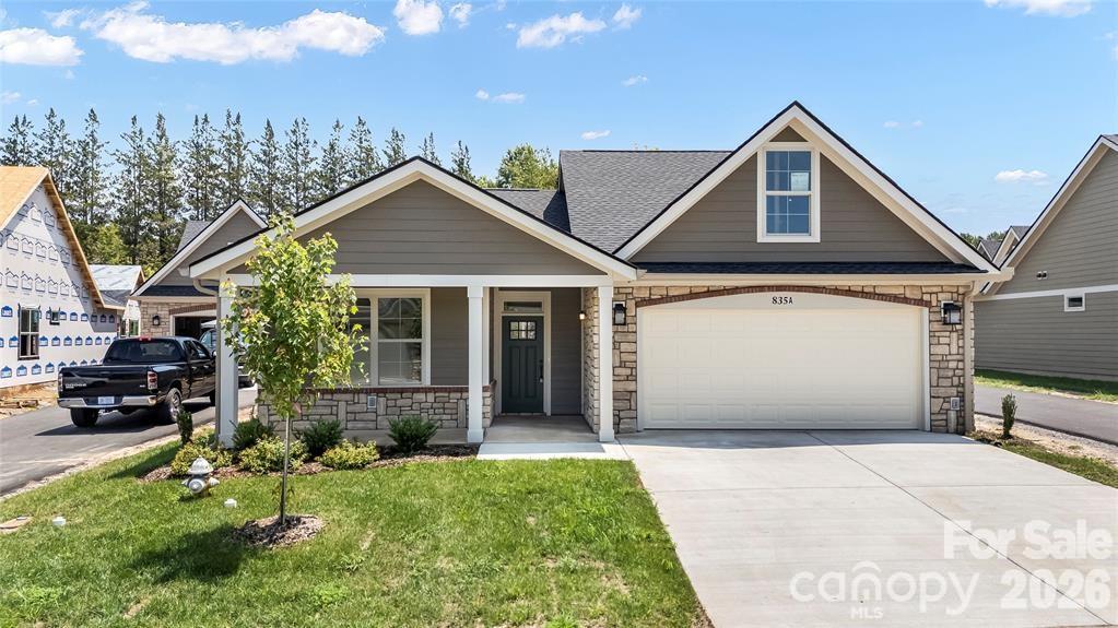 827D Wynnshire Dr #62, Hickory, NC 28601
