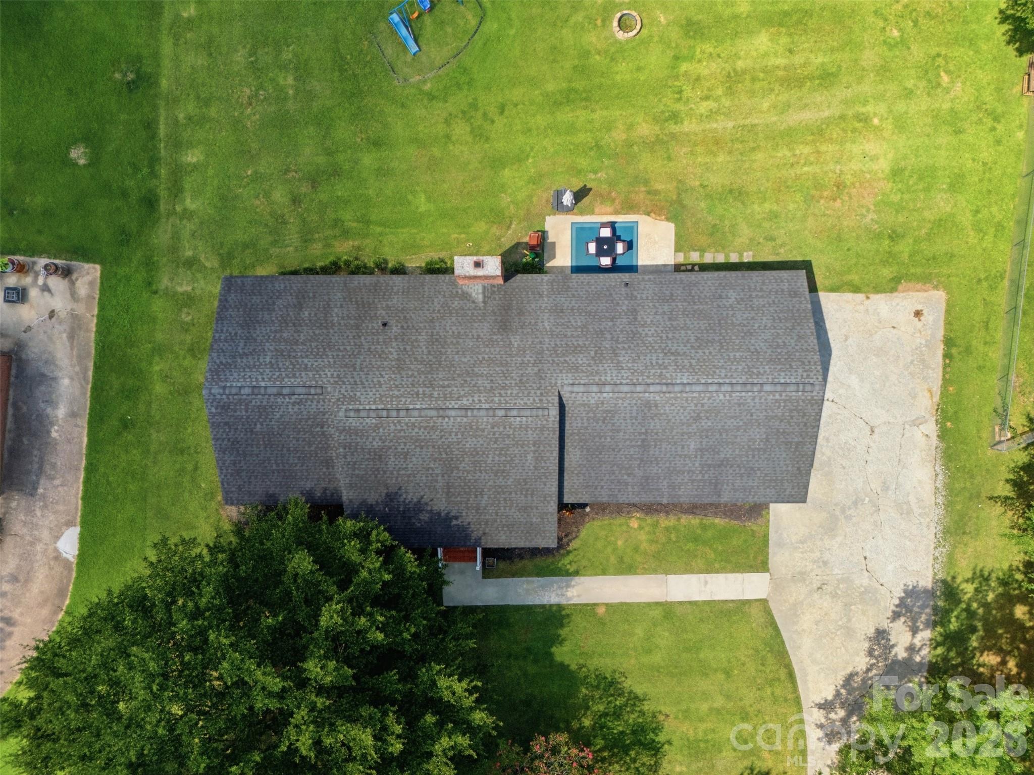 815 Lakeside Cir, Lancaster, SC 29720