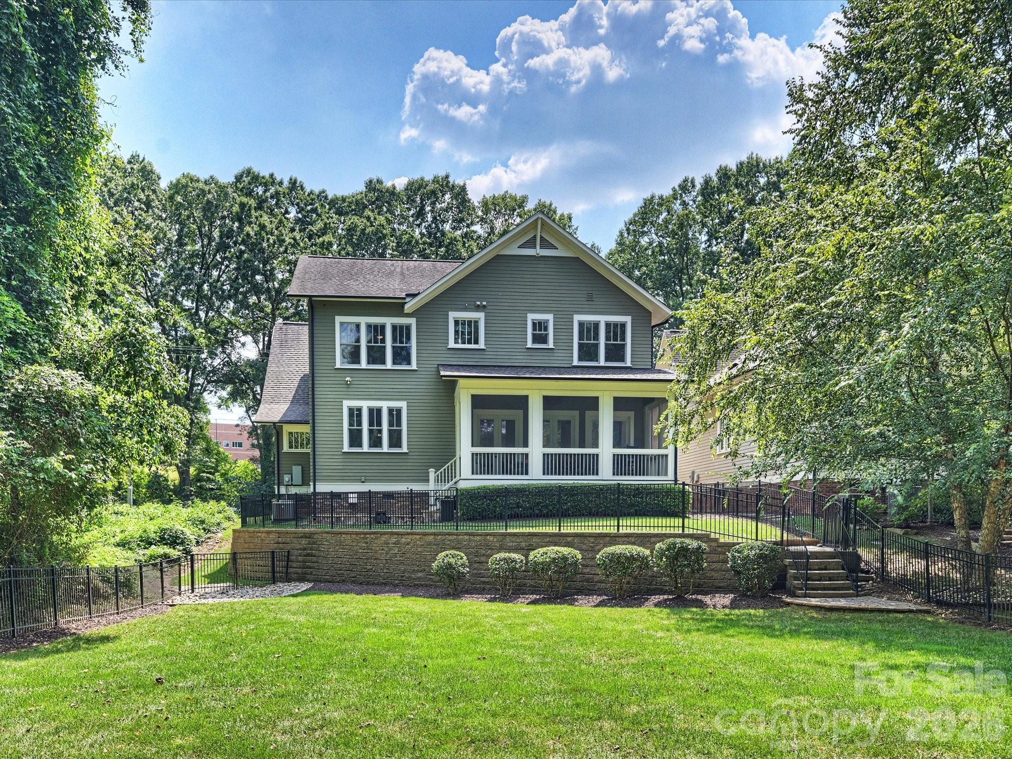 516 Hillside Ave, Charlotte, NC 28209