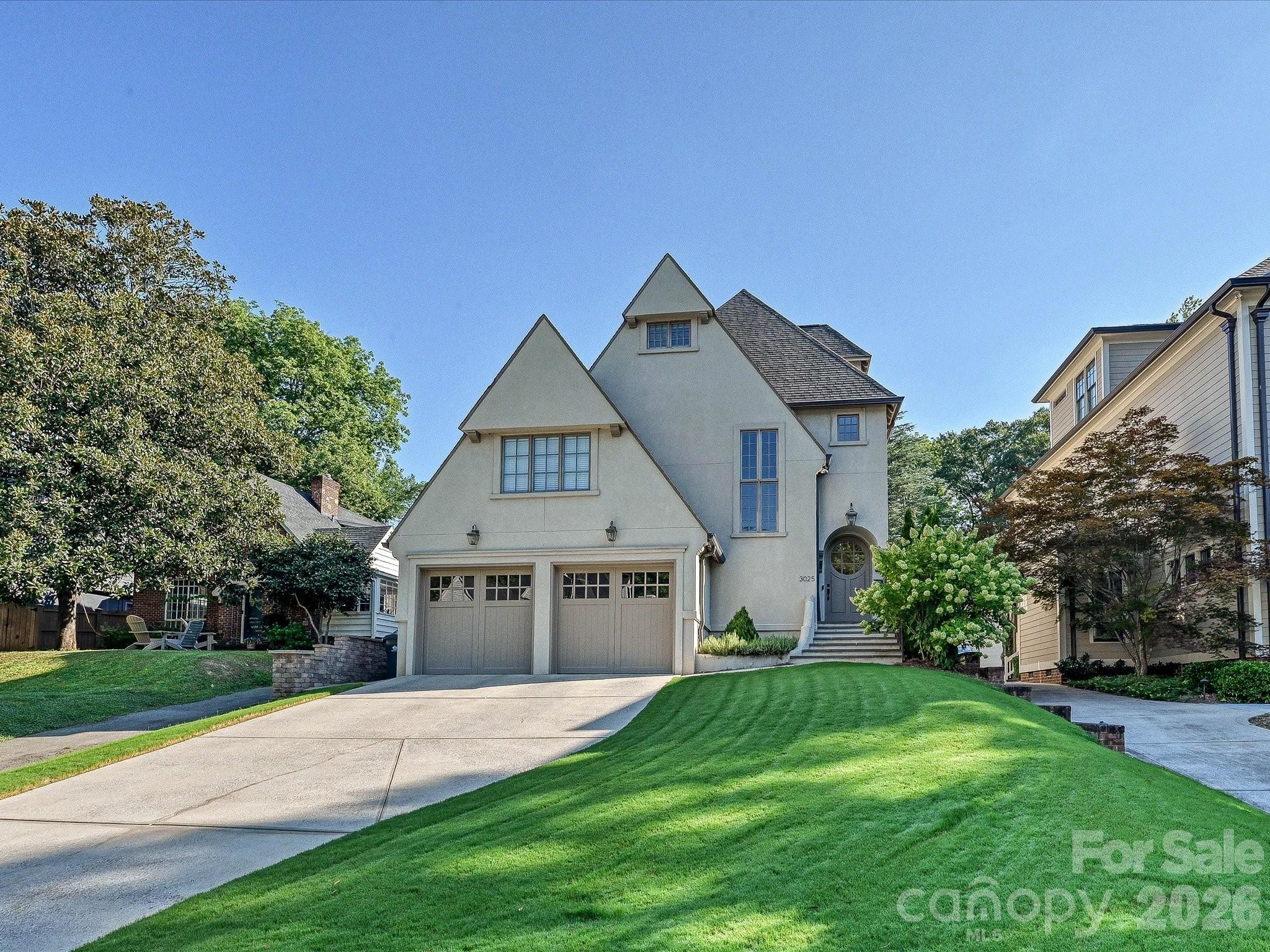 3025 Hanson Dr, Charlotte, NC 28207