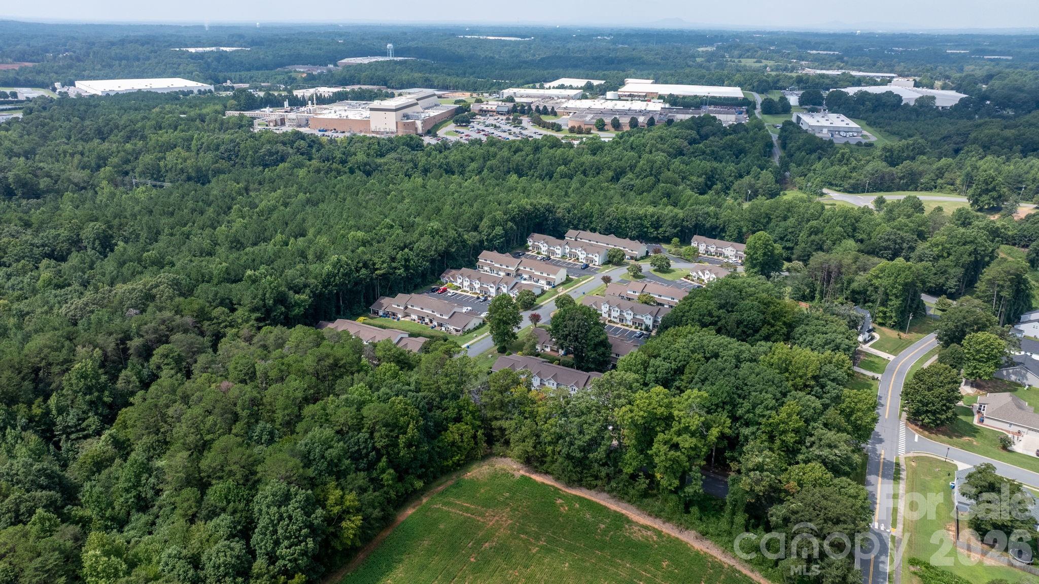 3245 White Oak Ct, Claremont, NC 28610