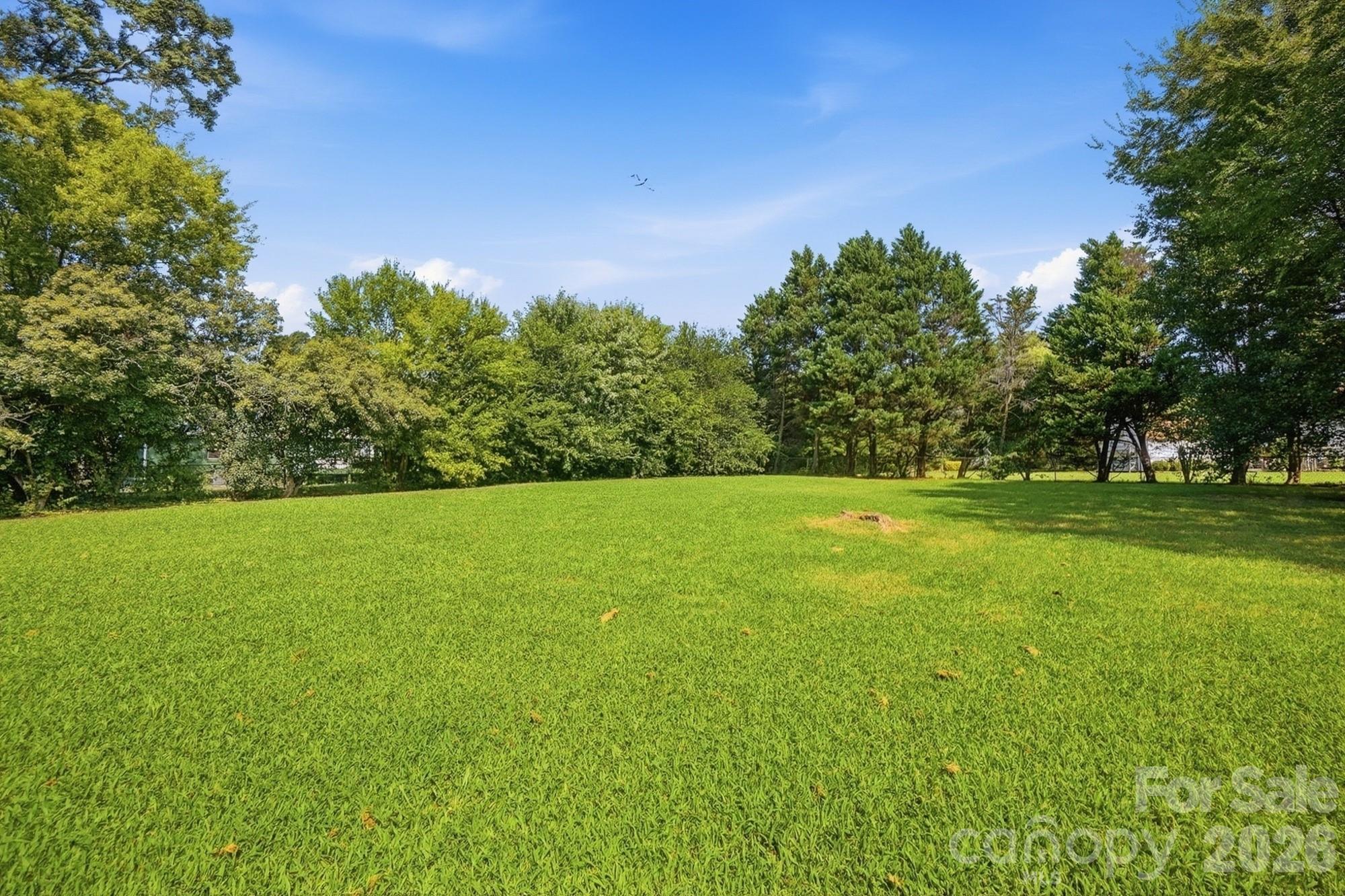 12011 Merriweather Dr, Charlotte, NC 28273