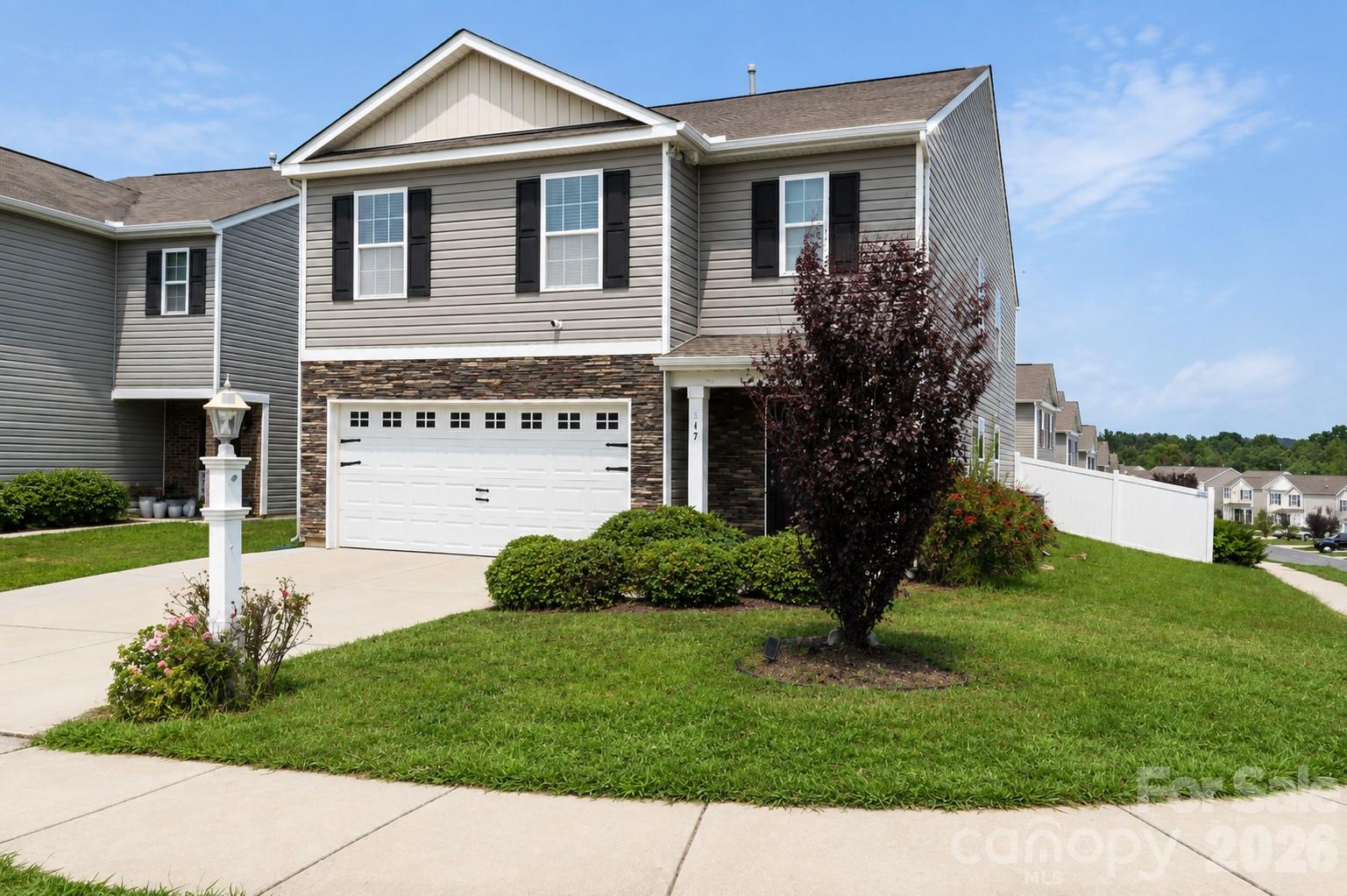 617 Shellbark Dr, Concord, NC 28025