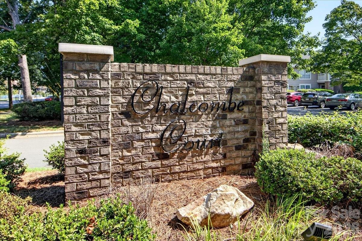 5011 Sharon Rd #N, Charlotte, NC 28210