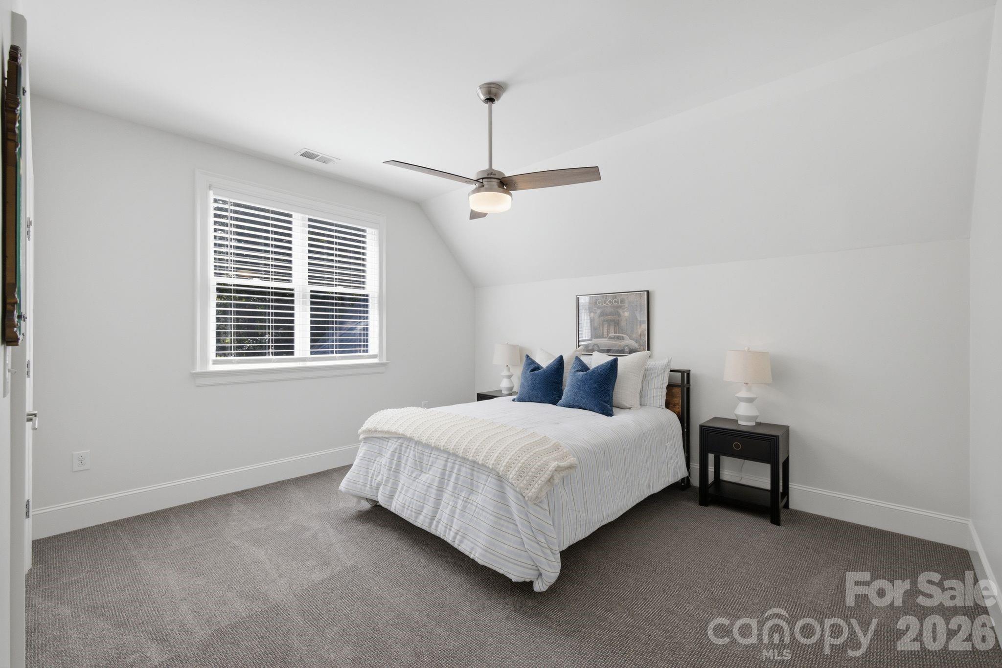 141 Stonewall Beach Ln, Mooresville, NC 28117