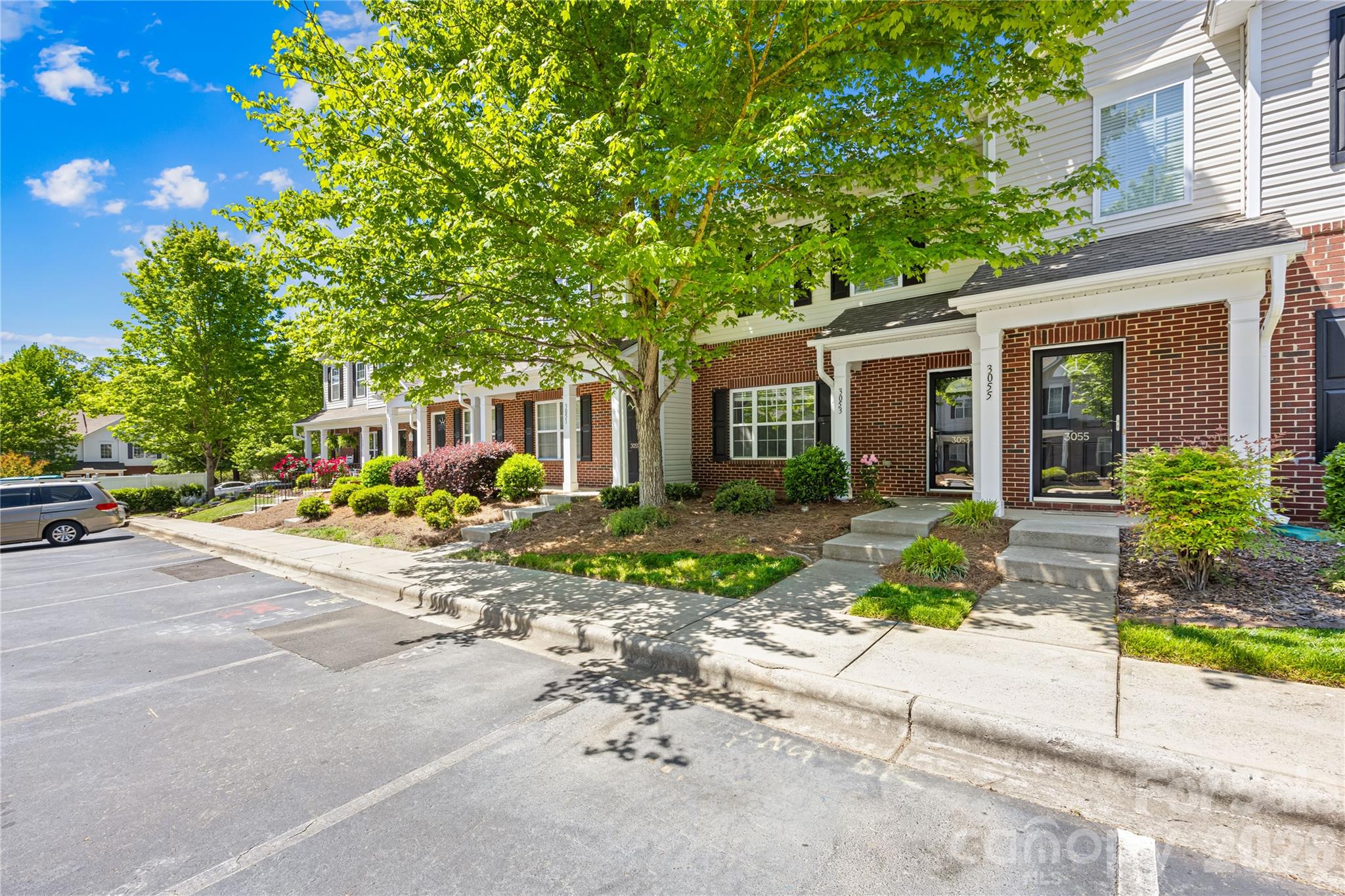 3053 Summerfield Ridge Ln, Charlotte, NC 28105
