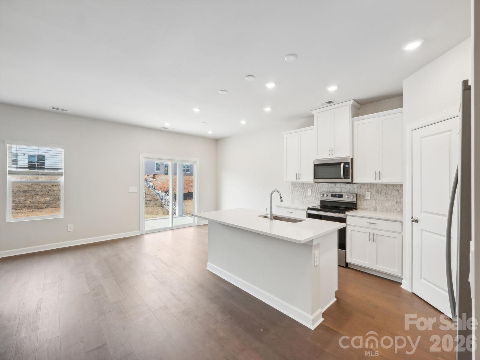 2412 Chartwell Ct, Stanley, NC 28164