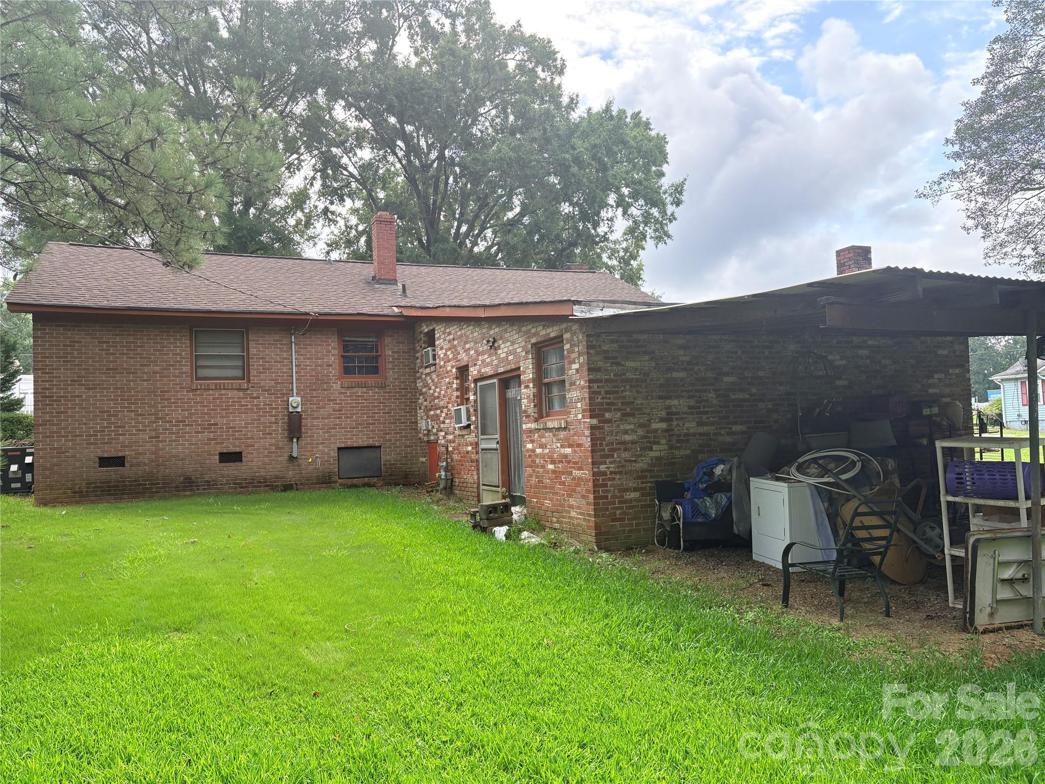 420 Hampton Rd, Lancaster, SC 29720